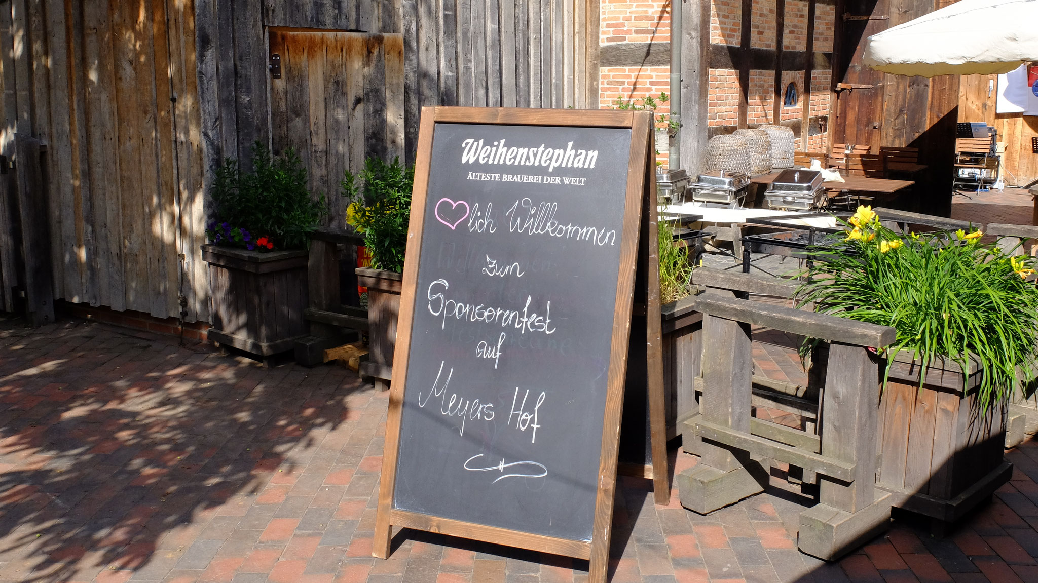 Ene Besuch Im Zoo Oh Oh Oh Oh Na Wat Is Dat Schon Die Bootsmanner Hannover E V Tag für tag, woche für woche, monat für. ene besuch im zoo oh oh oh oh