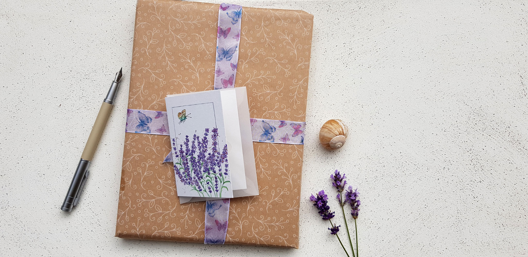 Mini-Klappkarte Lavendel;  Illustration © 2023 Marion Gnadl, Huglfing