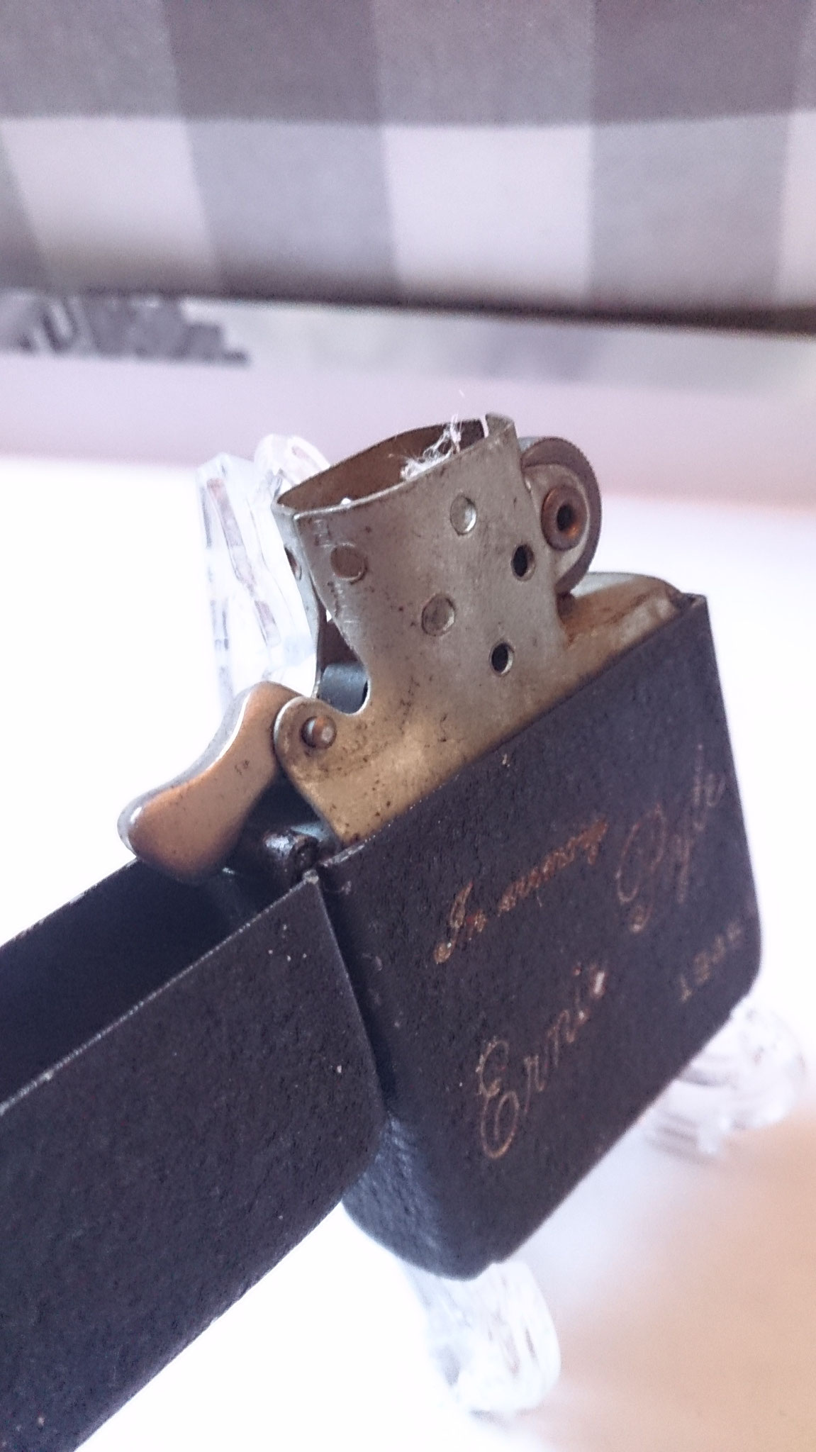 The Story about "Black Crackle" Old Zippo Lighter alte Zippo Feuerzeuge