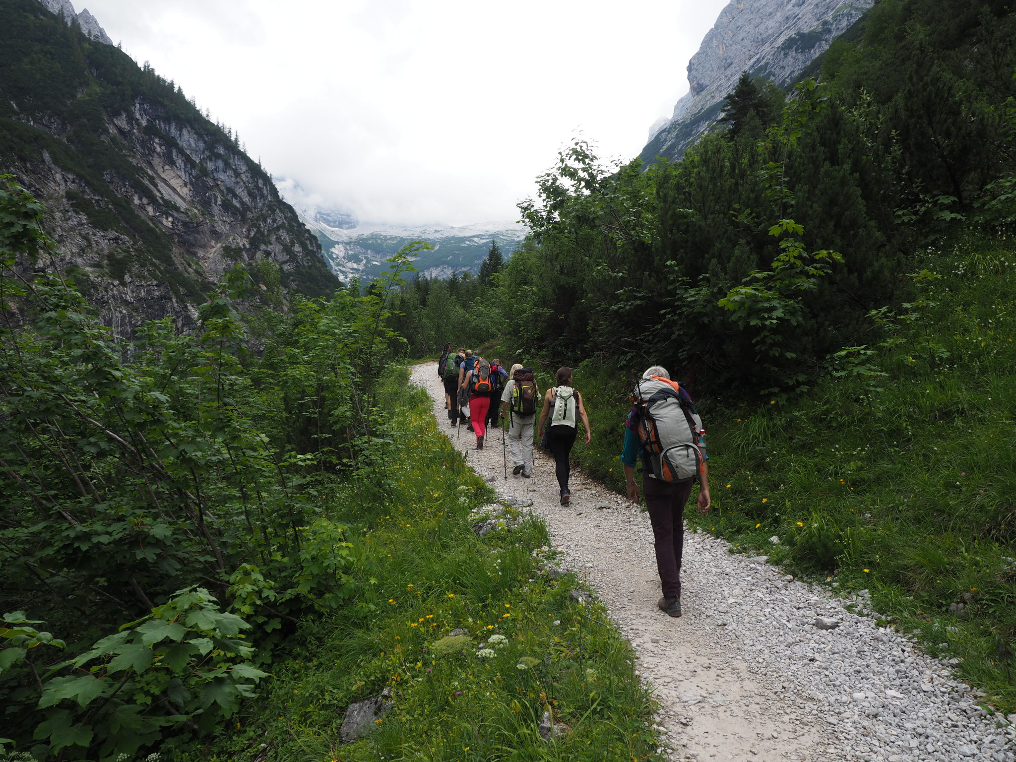 Ein langer aber wunderschöner Anmarsch im Reintal zur Knorrhütte