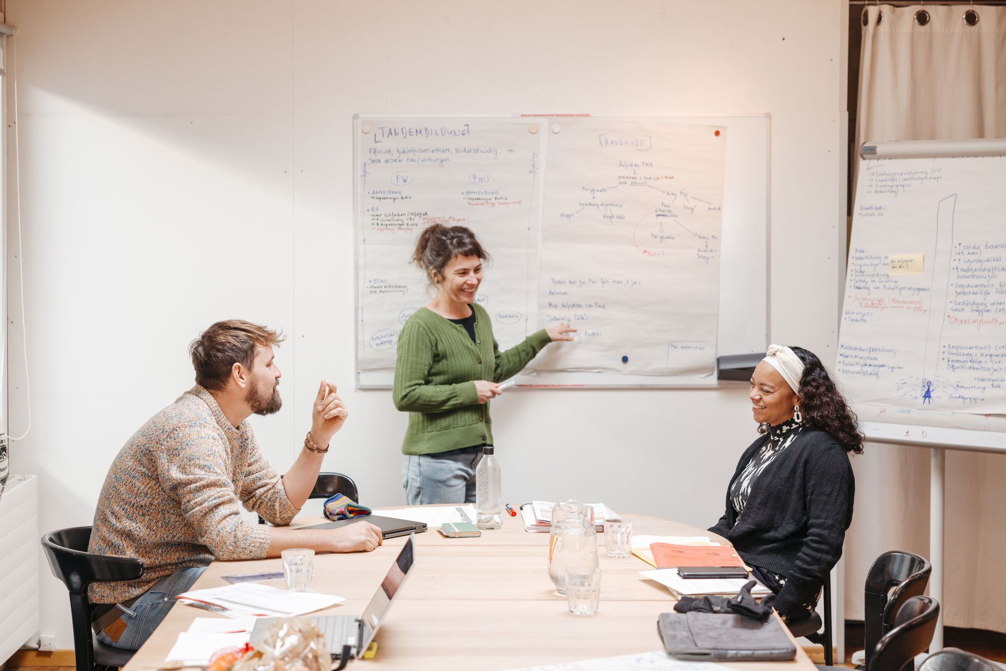 Das Team vom Nachbarschaft Bern während einer Retraite.