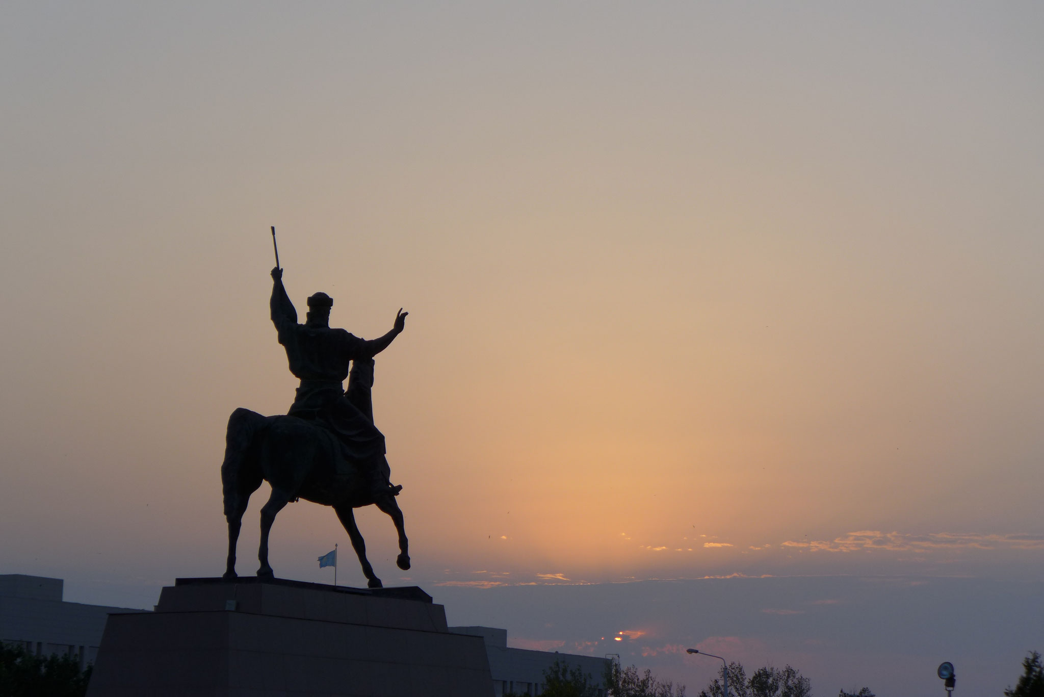 und Aktau.