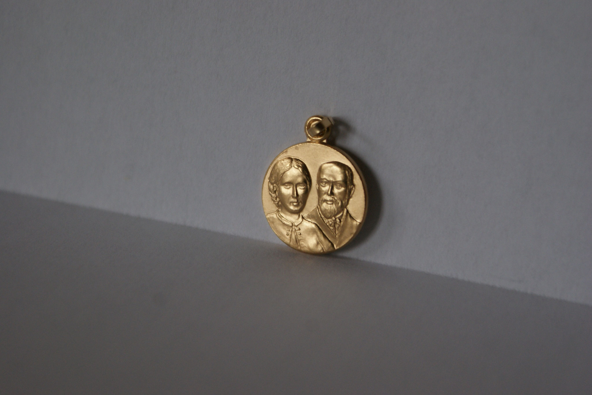 Médaille métal doré, Louis et Zélie Martin