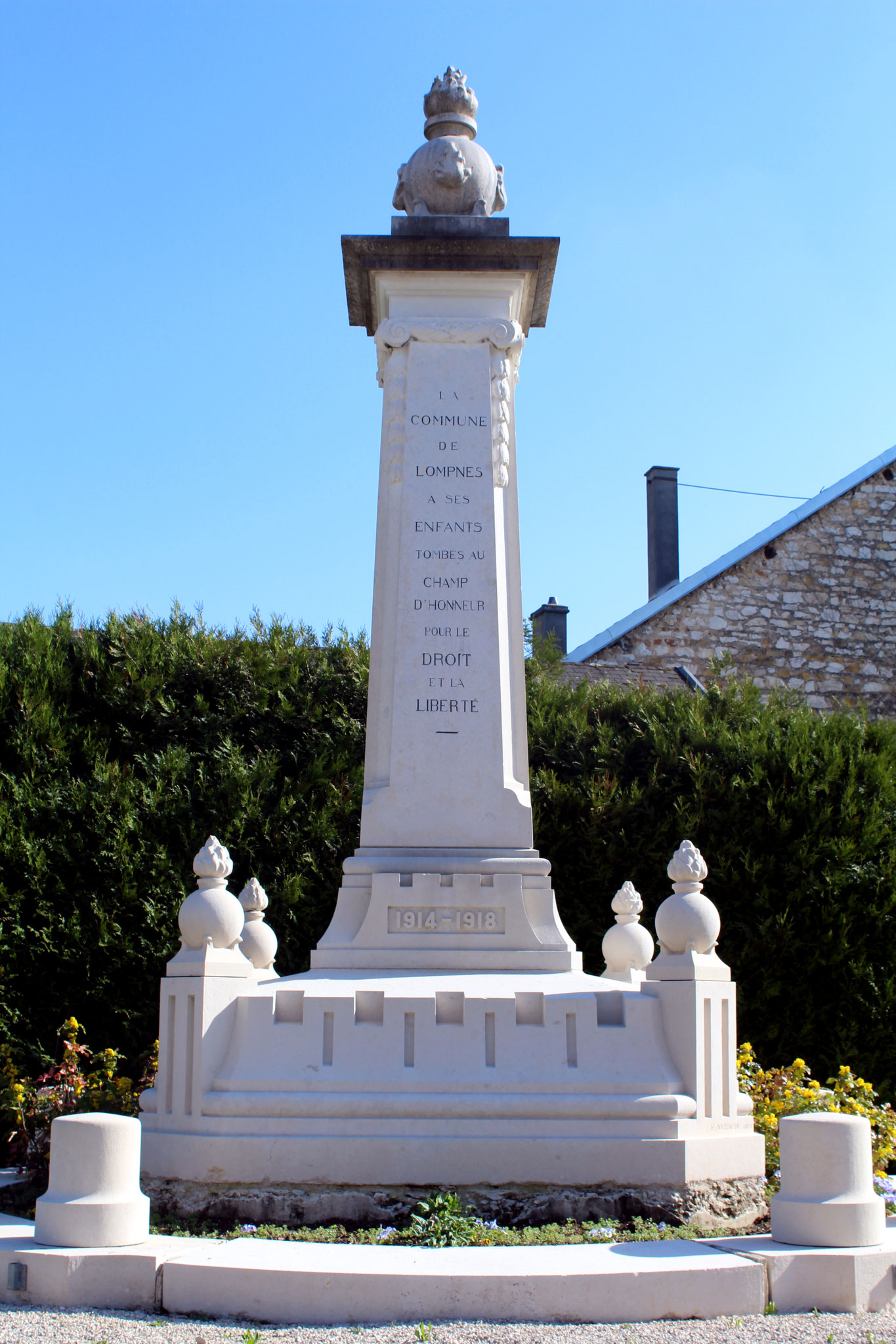 Monument aux Morts de Lompnes