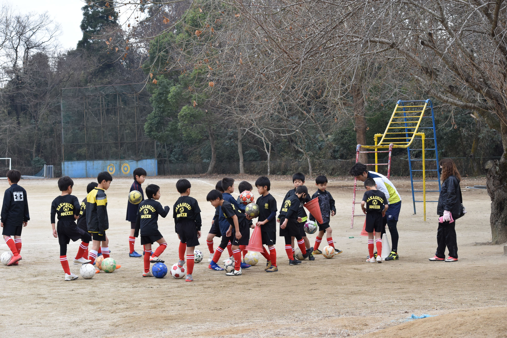 新スクール生募集 千葉県佐倉市のサッカーチーム サッカースクール サッカー教室 中志津scは千葉県佐倉市志津地区を拠点とする少年 少女のサッカーチームです 佐倉市志津 ユーカリが丘 上座 臼井地区他 四街道市および八千代市の幼稚園児から小学生大募集 新スクール生募集 千葉県佐倉市のサッカーチーム サッカースクール サッカー教室 中志津scは千葉県佐倉市志津地区を拠点とする少年 少女のサッカーチームです 佐倉市志津 ユーカリが丘 上座 臼井地区他 四街道市および八千代市の幼稚園児から小学生大募集