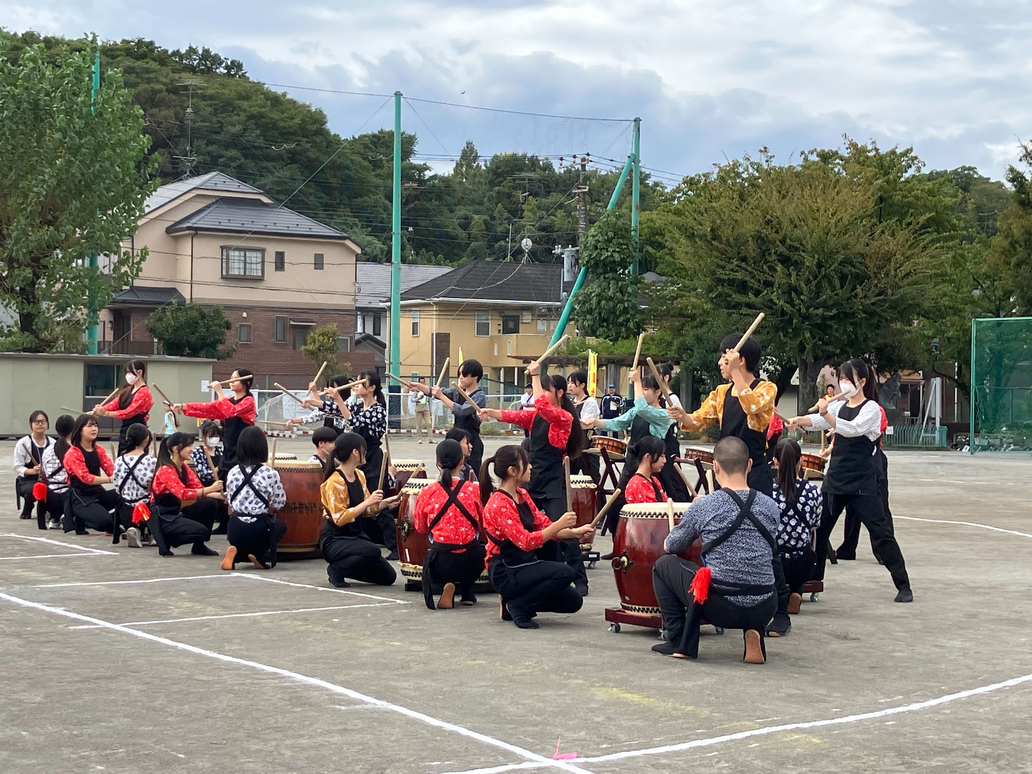 和太鼓部の演奏