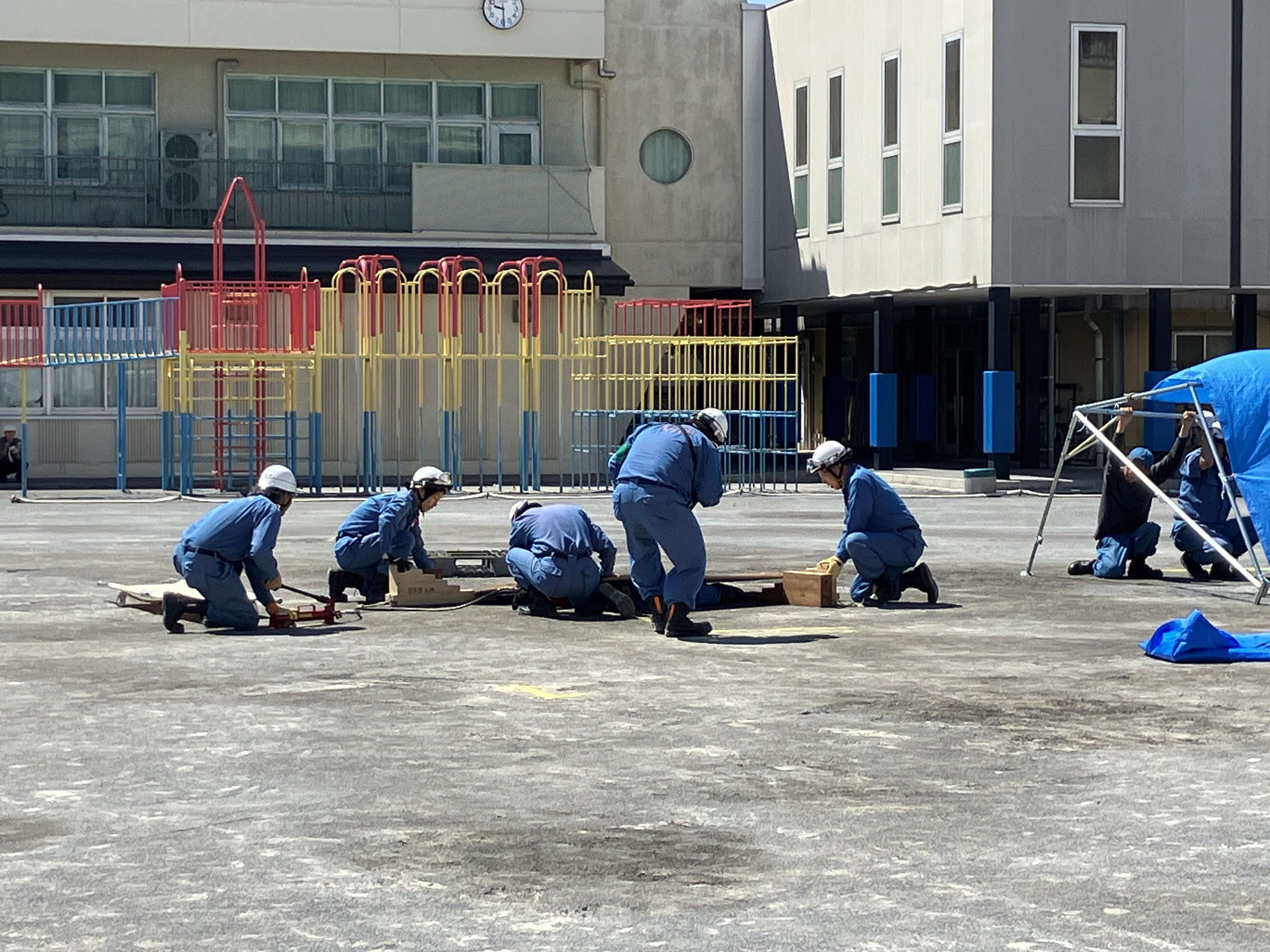 第2部は大規模地震を想定した救助訓練は樽町の班長が指揮