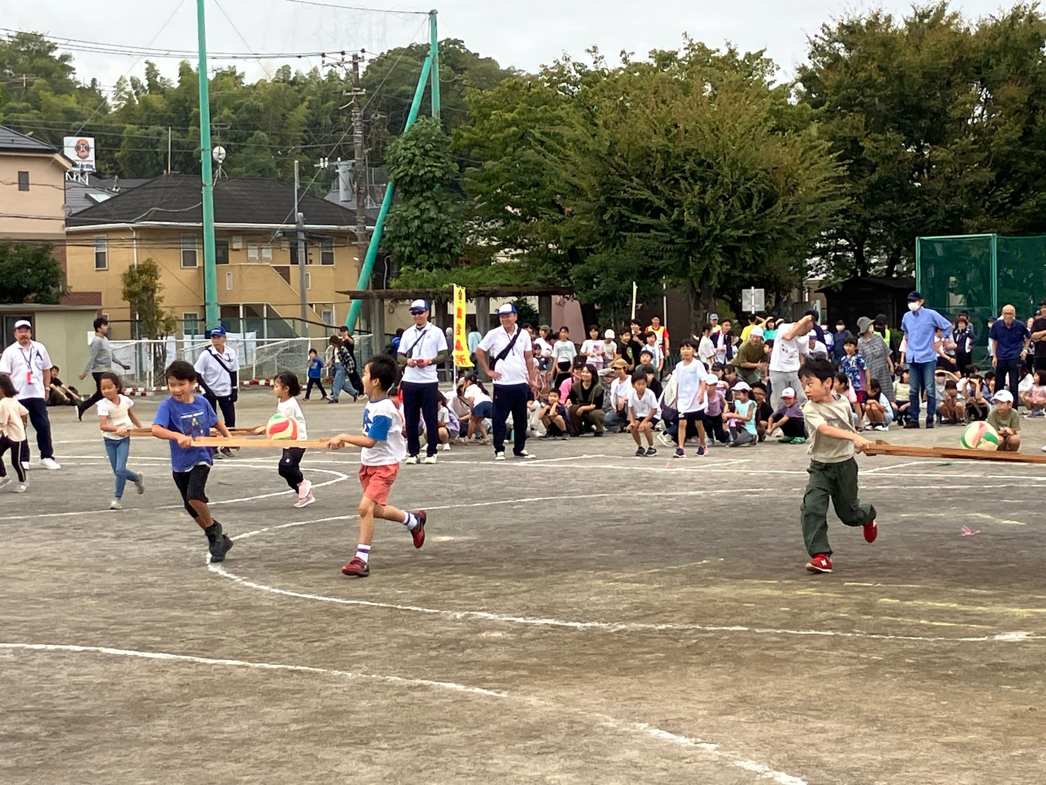 ペアでボール運び