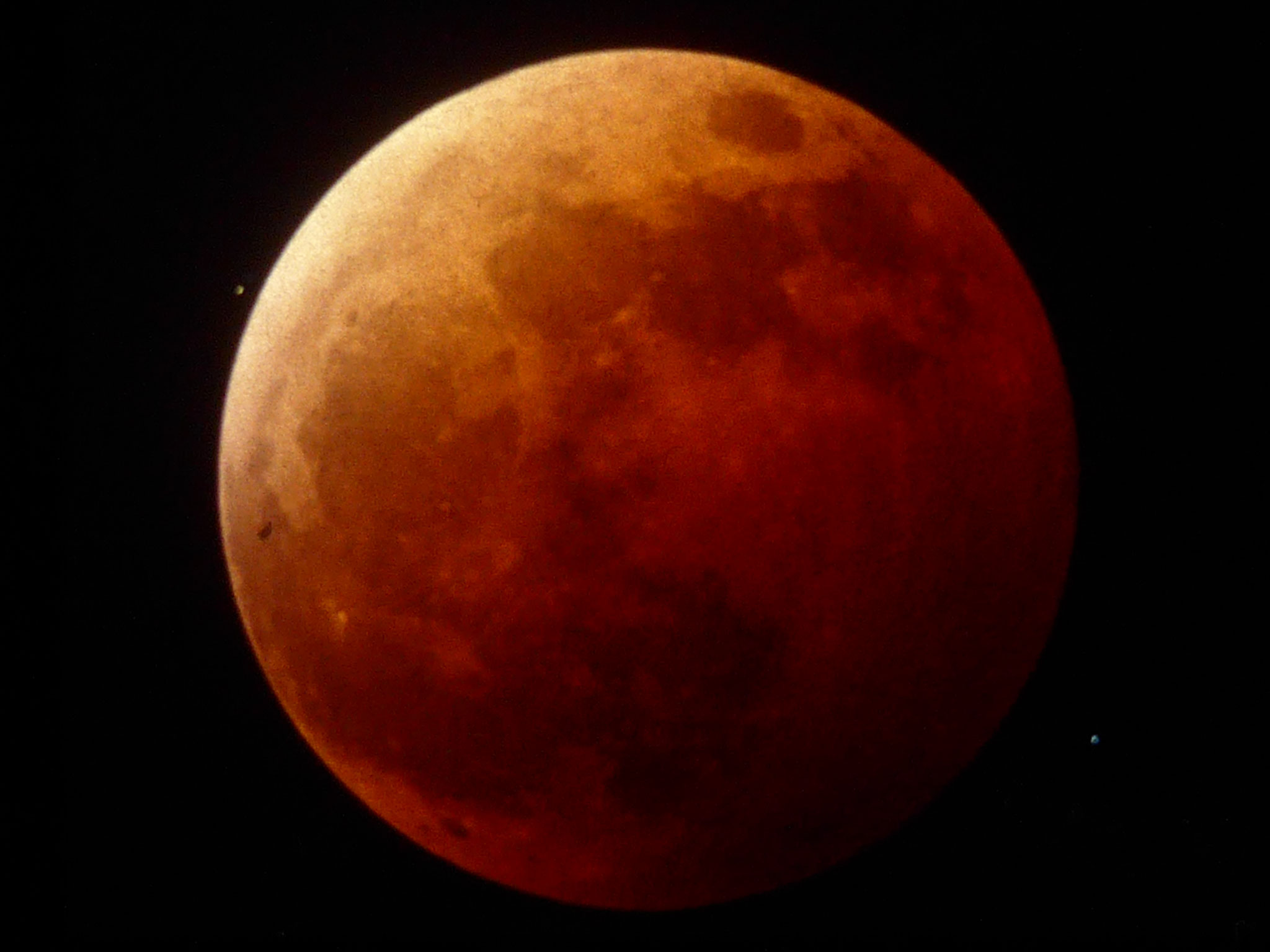 Foto aus der Sternwarte Totale Mondfinsternis 2001