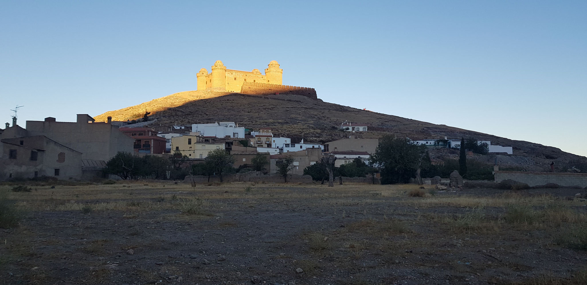 La Calahorra am Morgen.