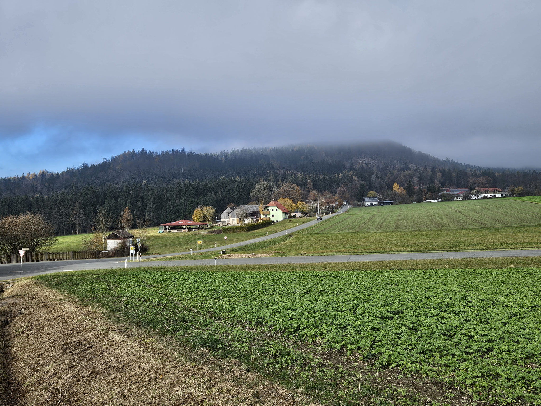 Schurbach. Blick zurück zur Kösseine.