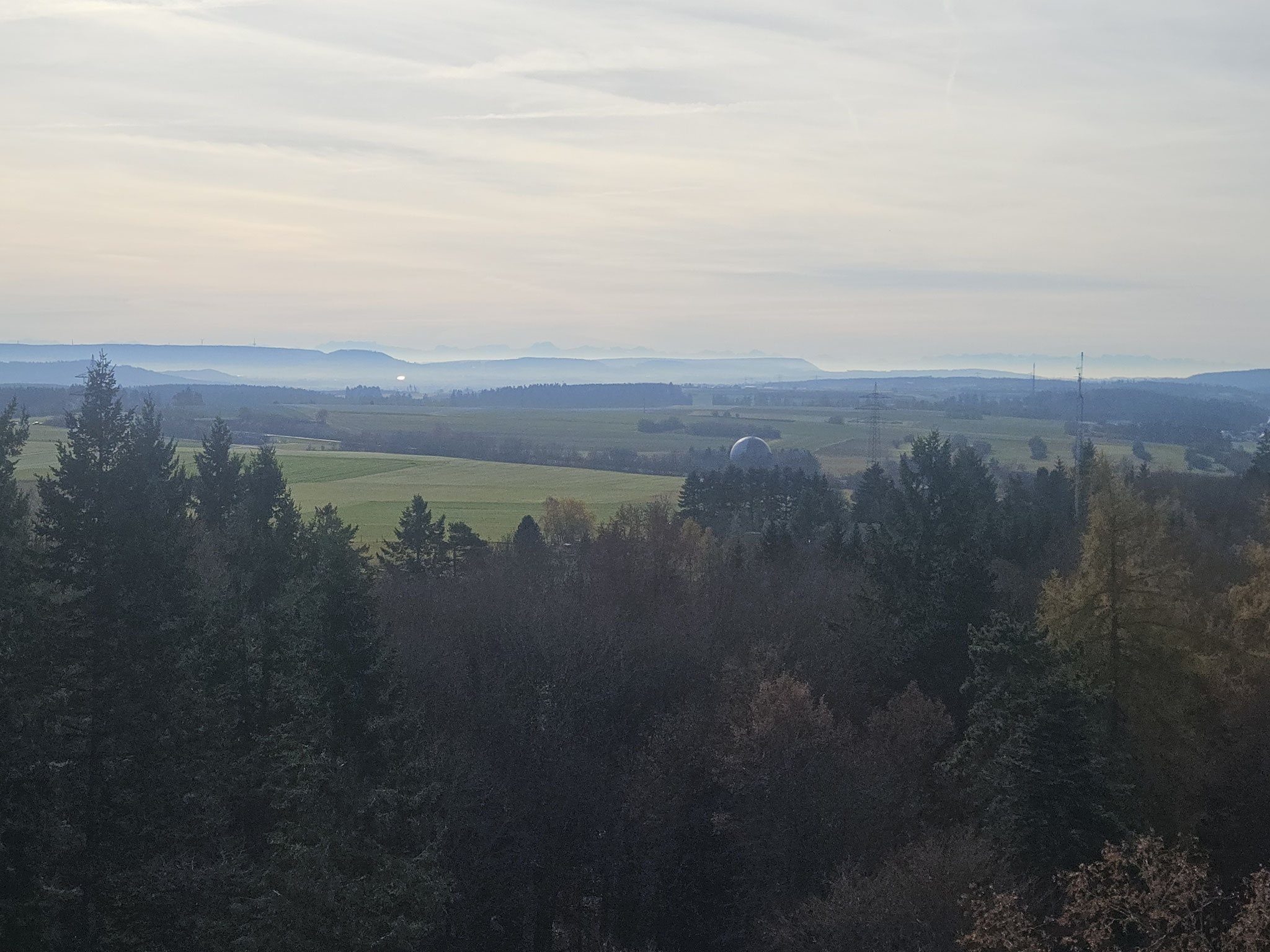 Wanne-Turm, Zoom Richtung Alpen.