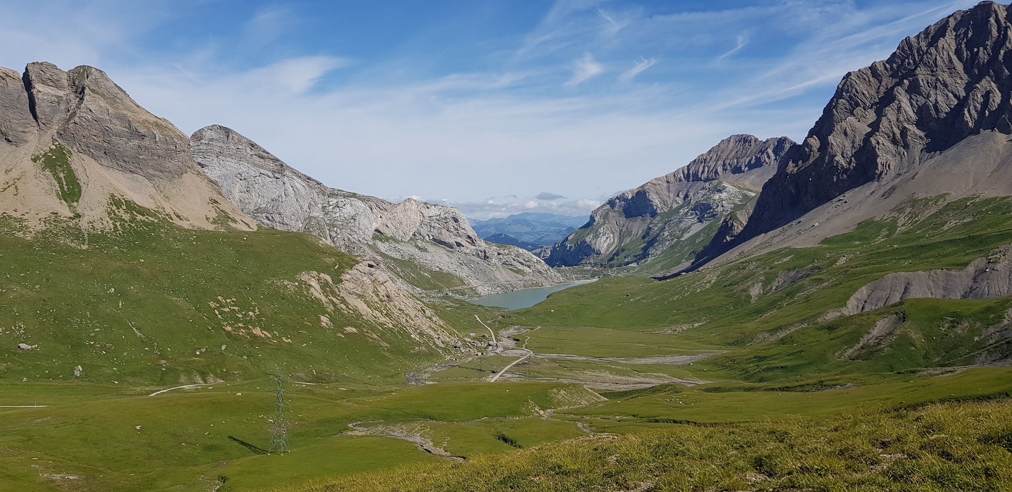 Sanetschsee vom Arpelisgrat aus.