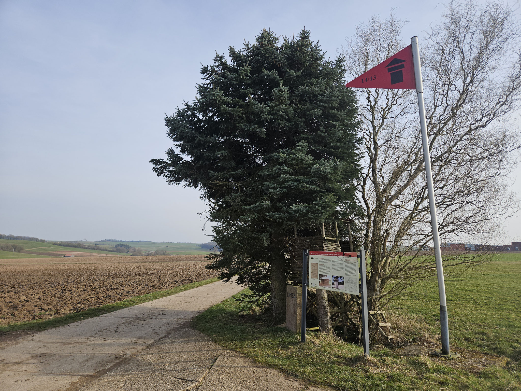 Ob Gundelshalm, Standort eines Limes-Wachtturms.