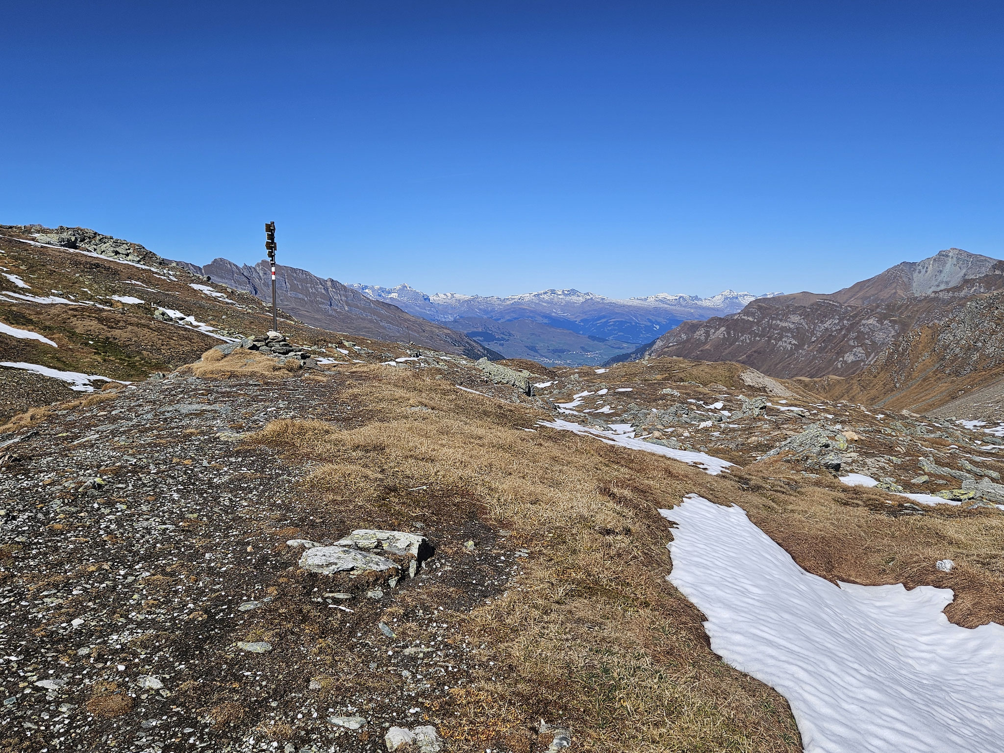 Valserberg. Letzter Blick zurück ins Valsertal.