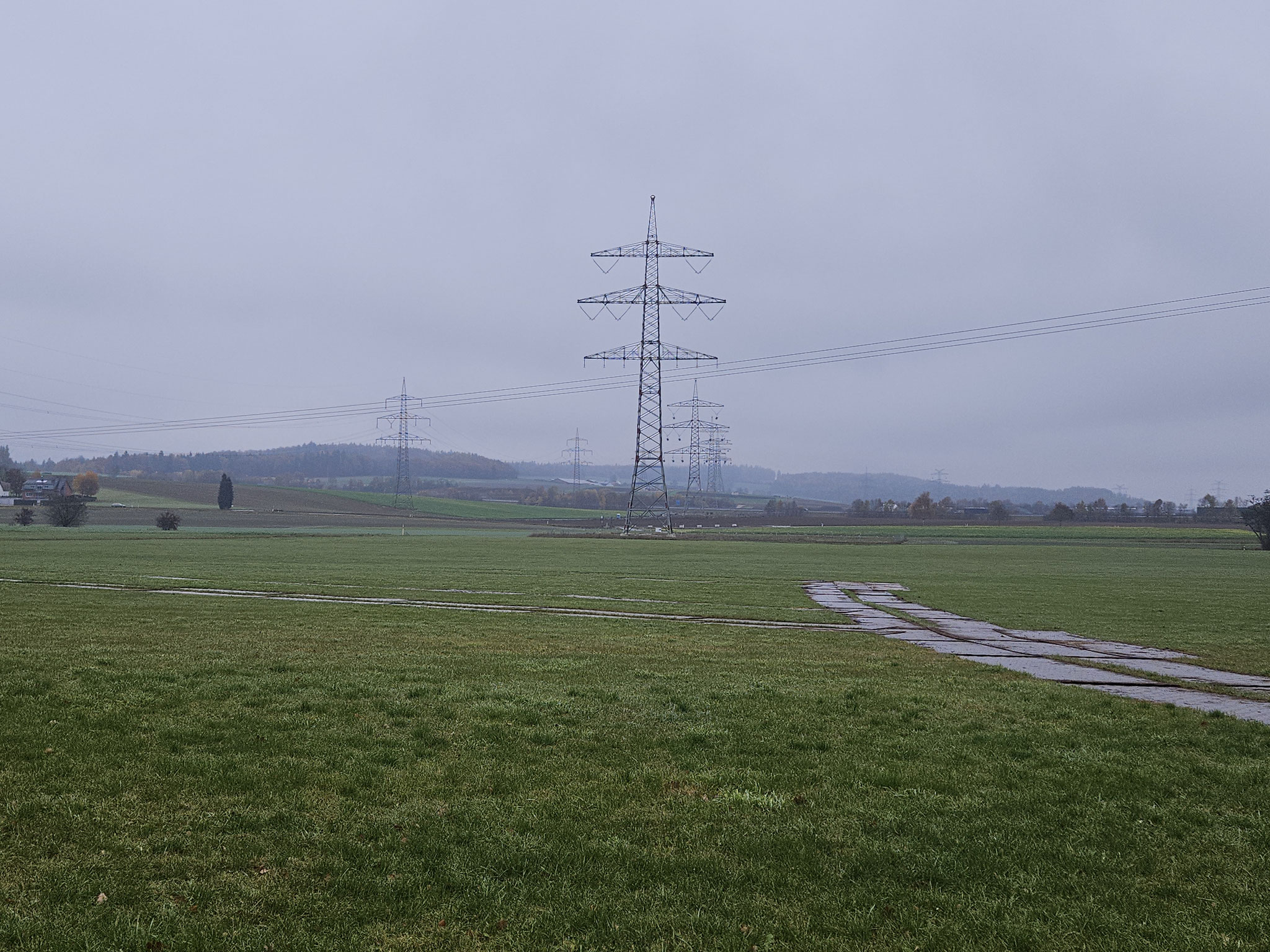 Oberteicher Moos, Stromleitungsbau.