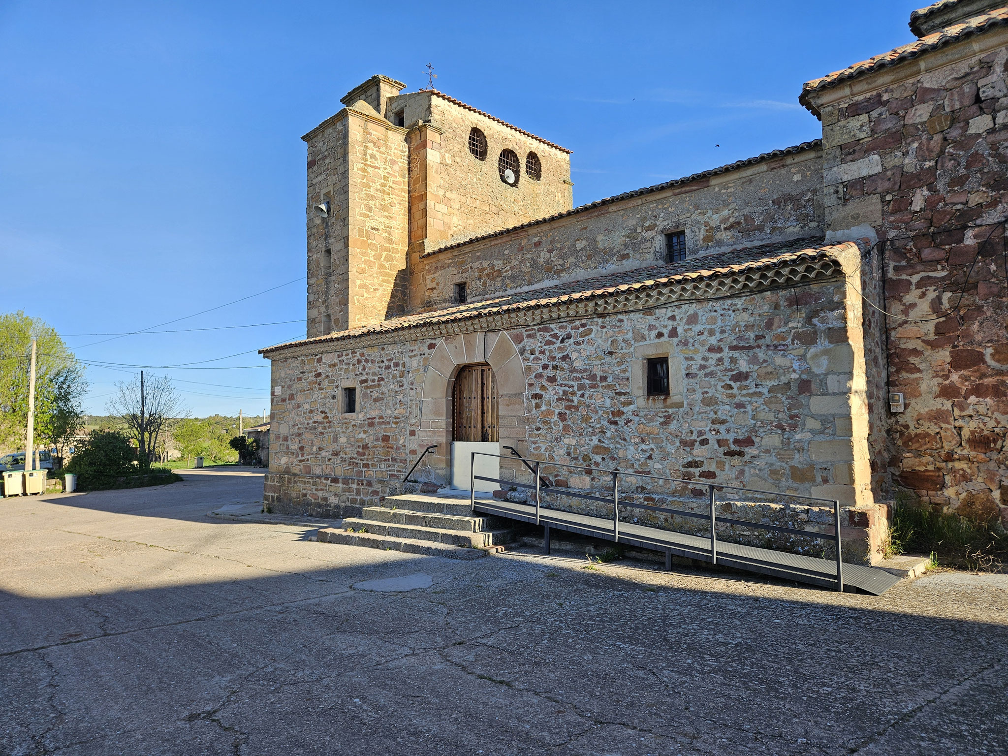 Aragoncillo, Kirche San Bartolomé.