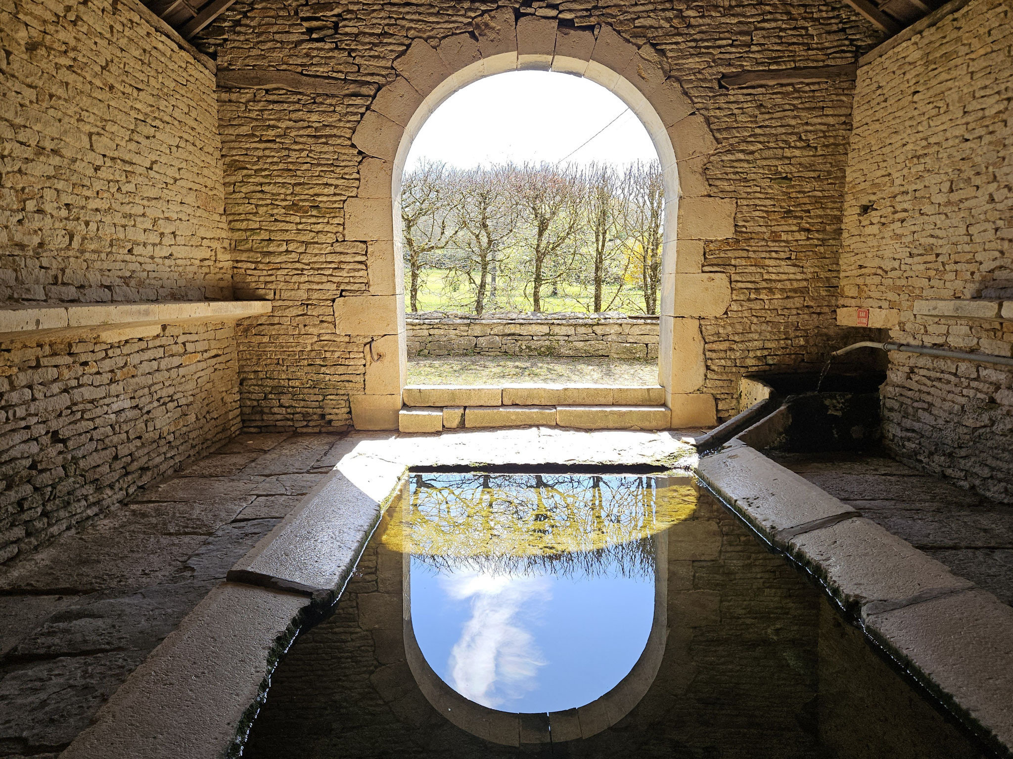 Cestres, Lavoir.