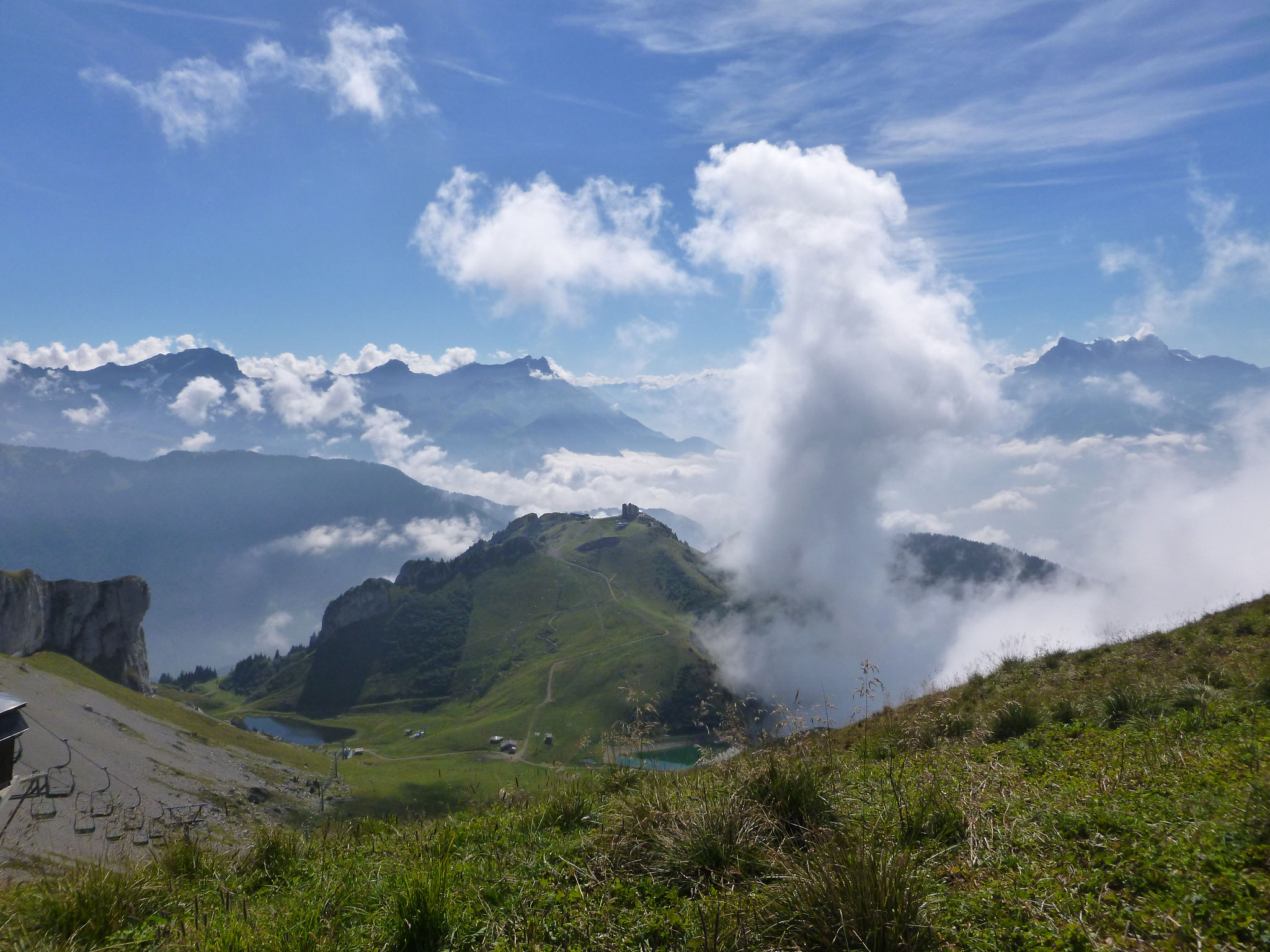 Chaux de Mont, Blick auf Berneuse.