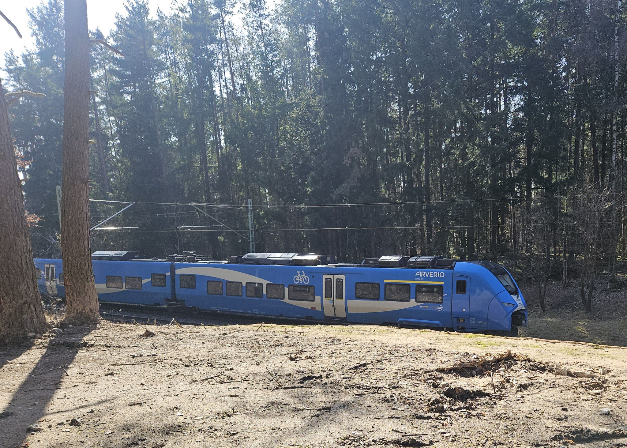 Entlang der Bahnlinie am Rosenberg.