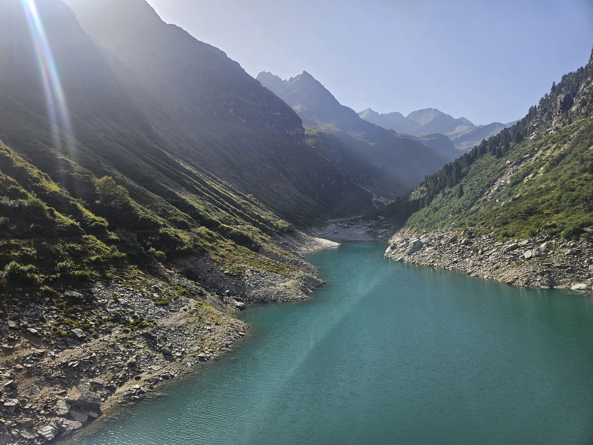 Zervreilasee Südostarm, von der Canalbrücke aus.