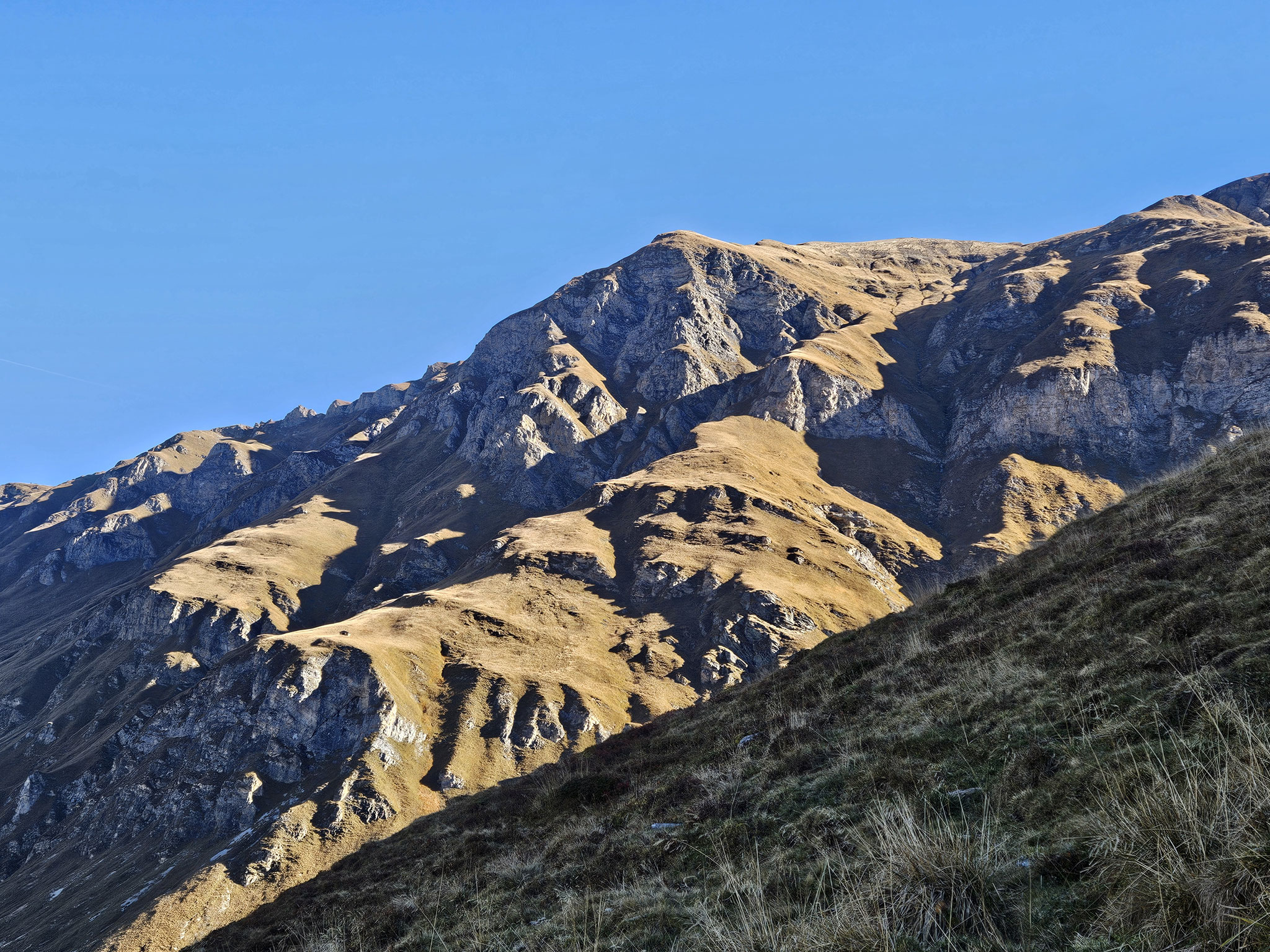 Morgenschatten am Bärenhorn.