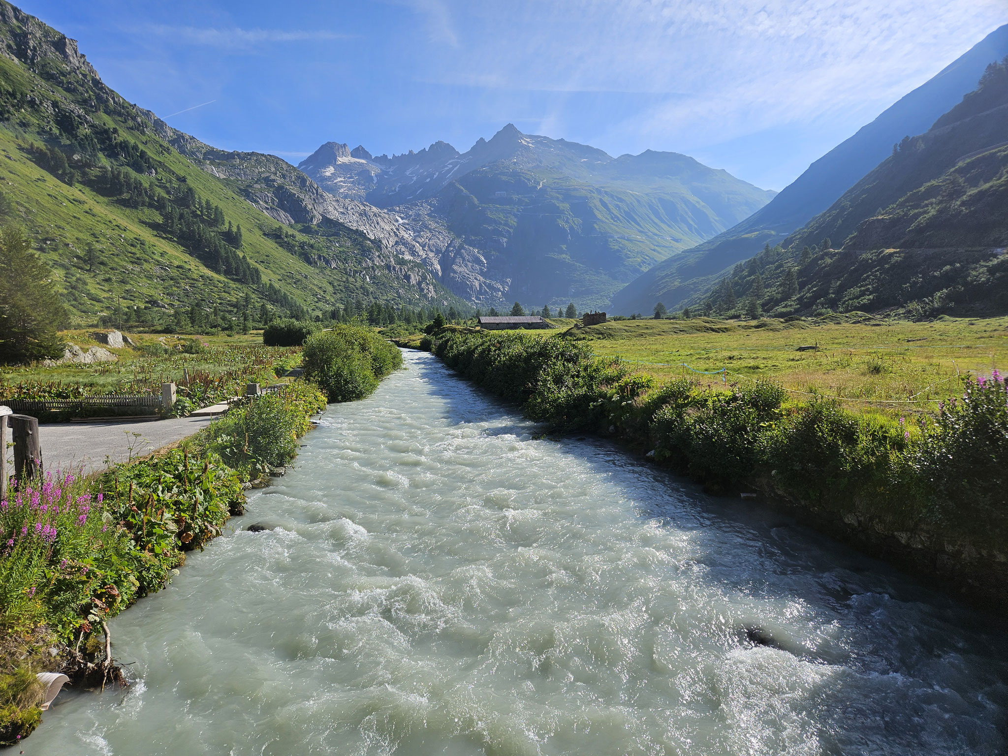 Rotten/Rhone bei Gletsch, Blick Richtung Furka.