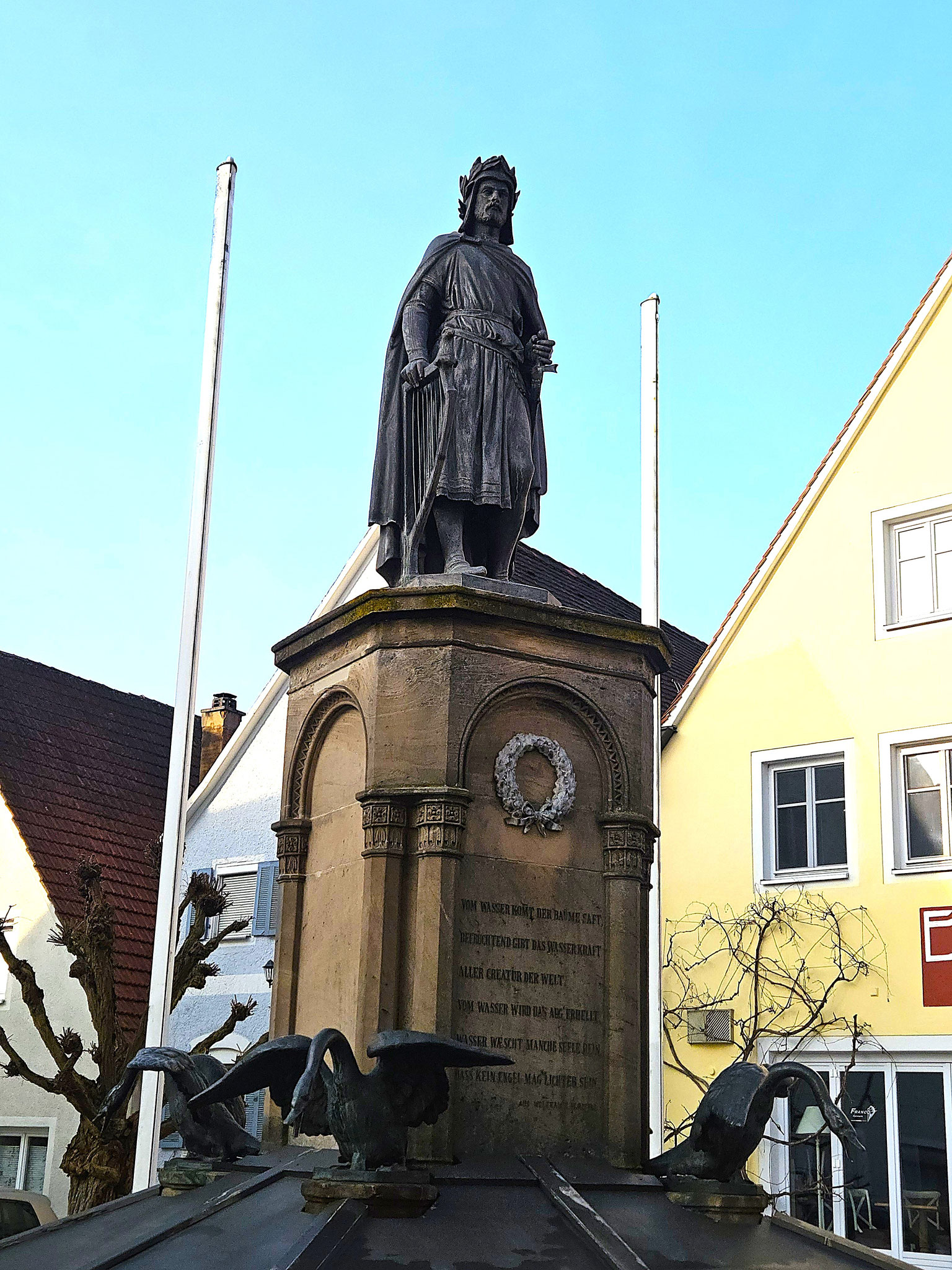 Wolframs-Denkma.