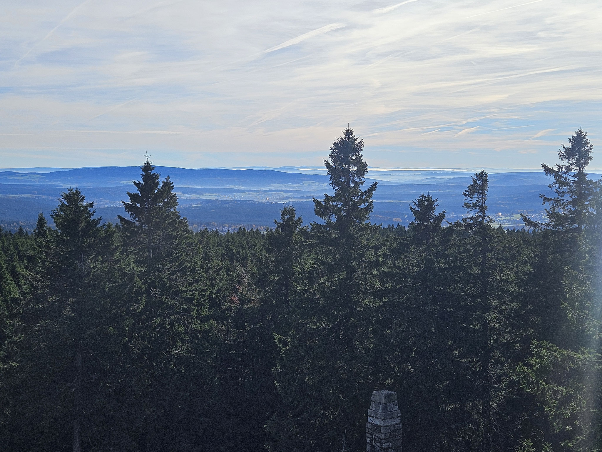 Asenturm. Blick Richtung Süden, Steinwald.