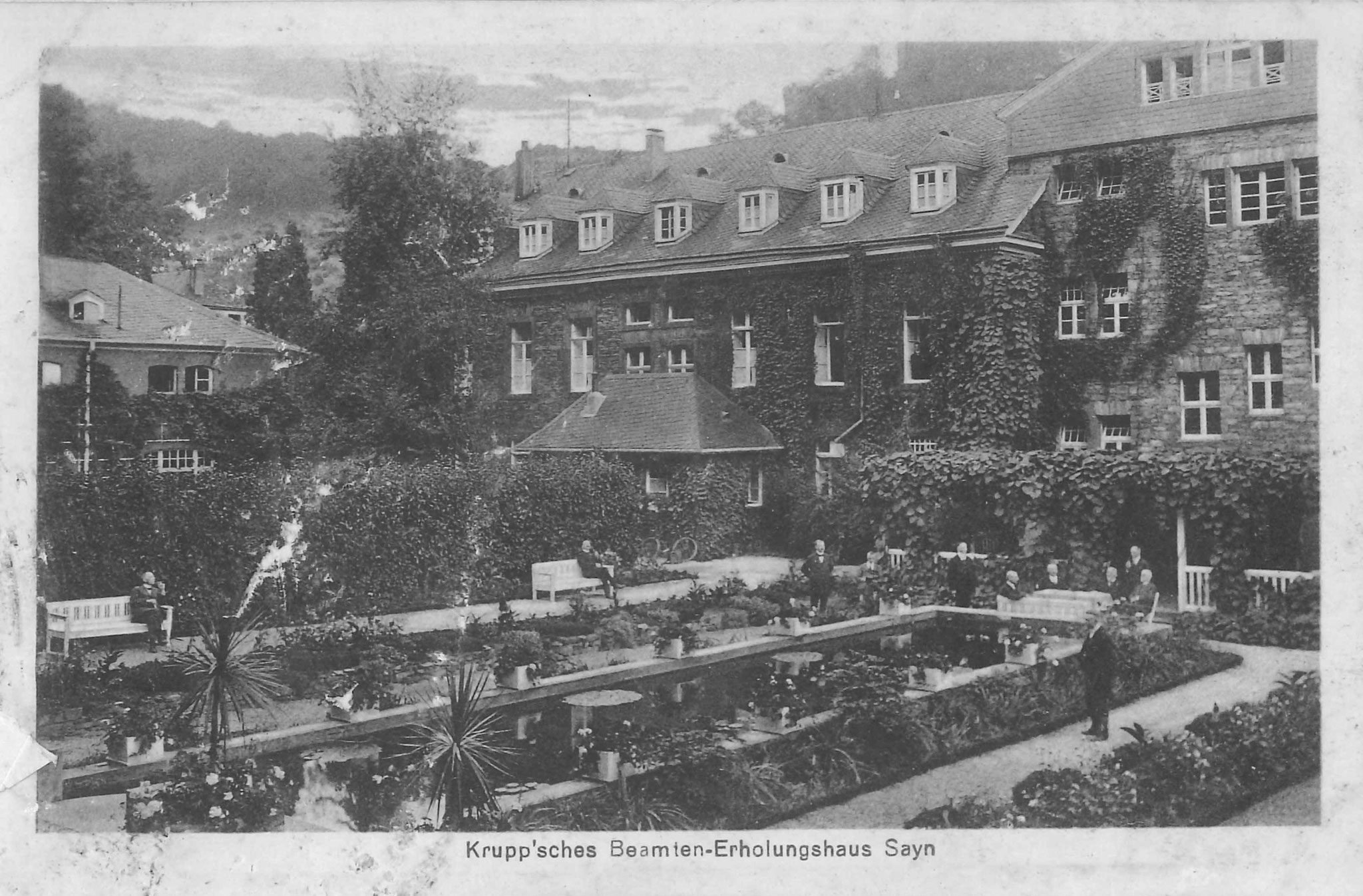 The park behind Krupp's summer house, around 1922.