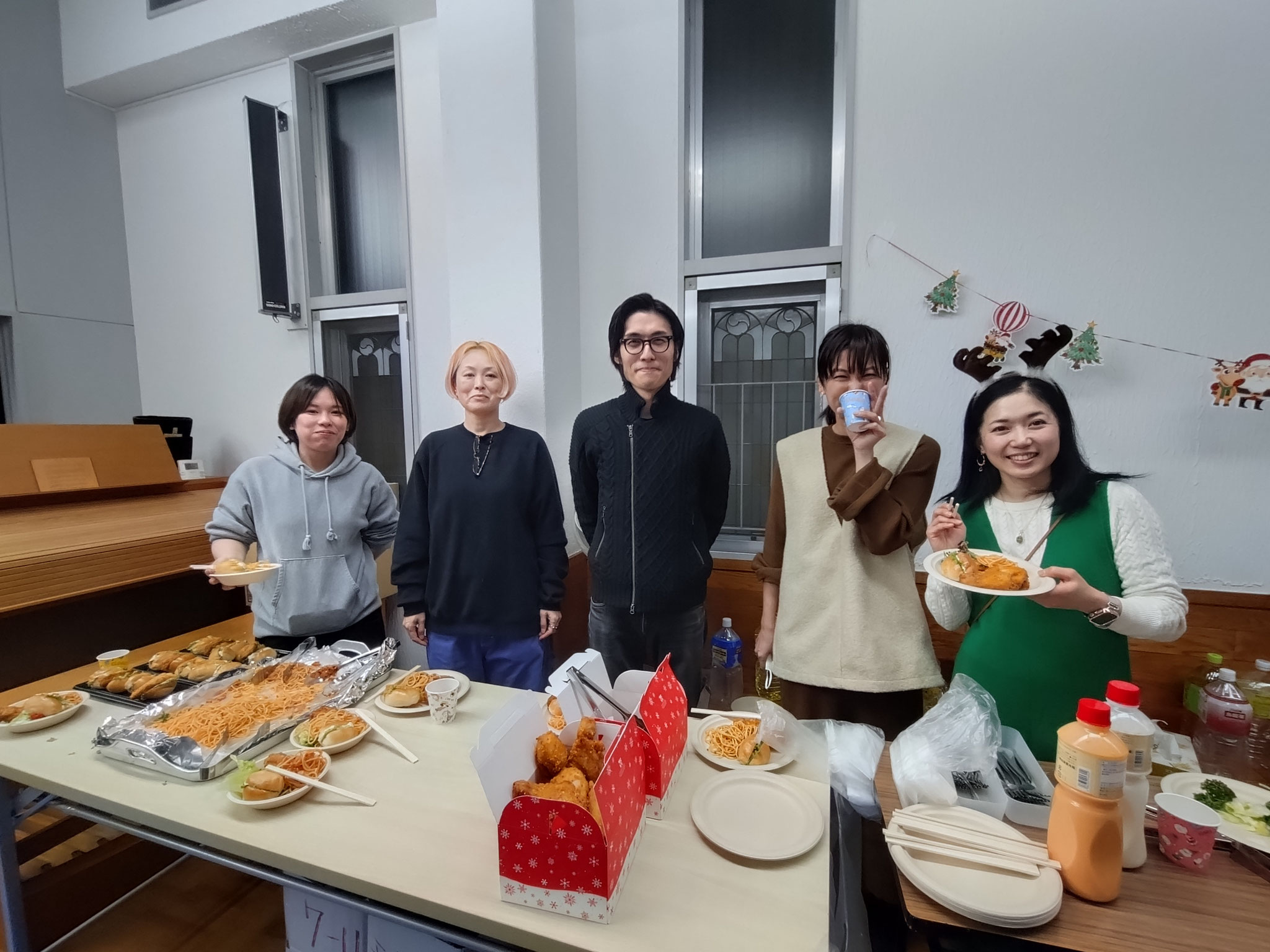 配膳のお手伝いを頂いた皆様 感謝