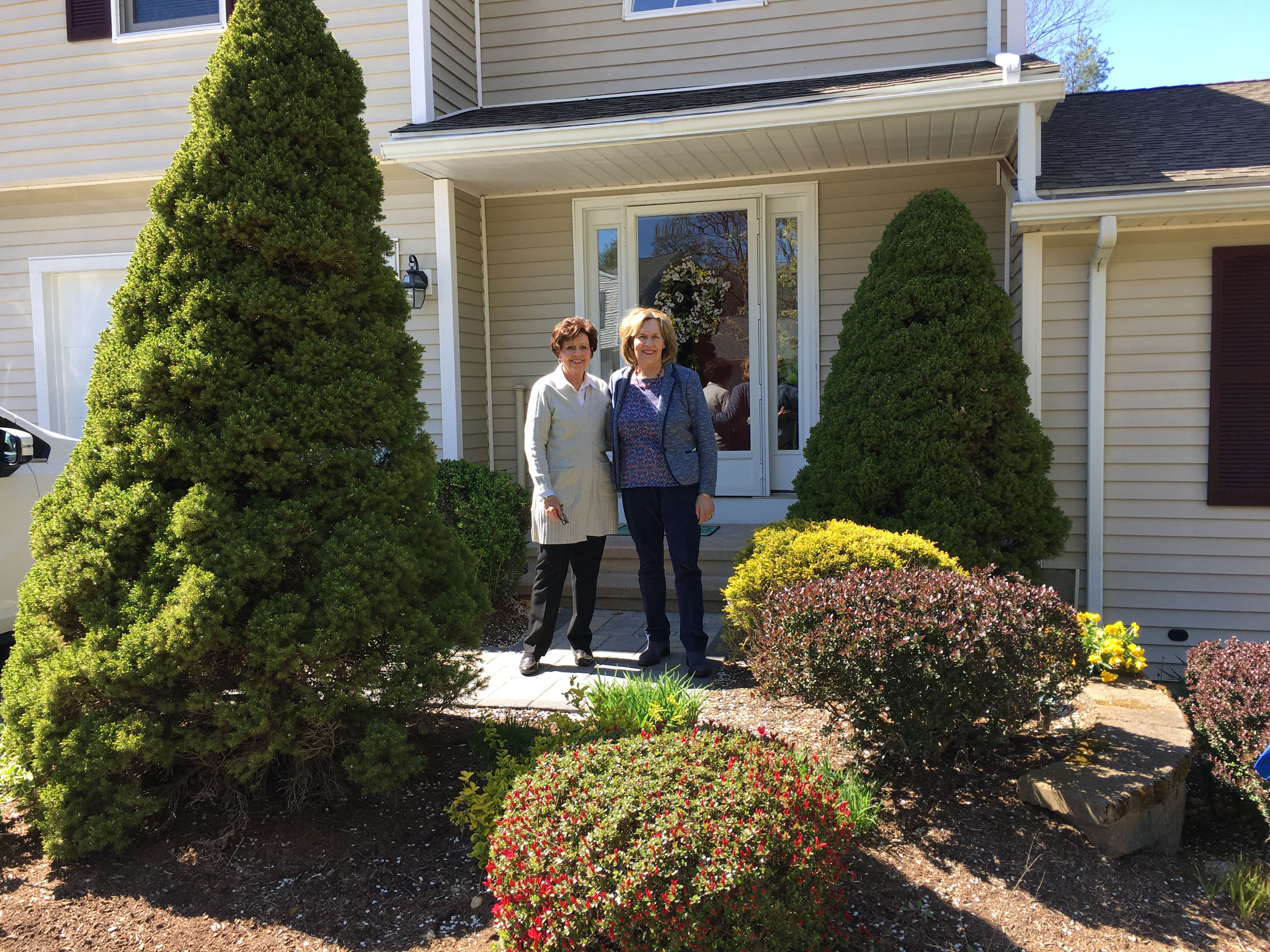 Kathy Gudas Longo & Lorraine at Kathy's new home 5-1-2021