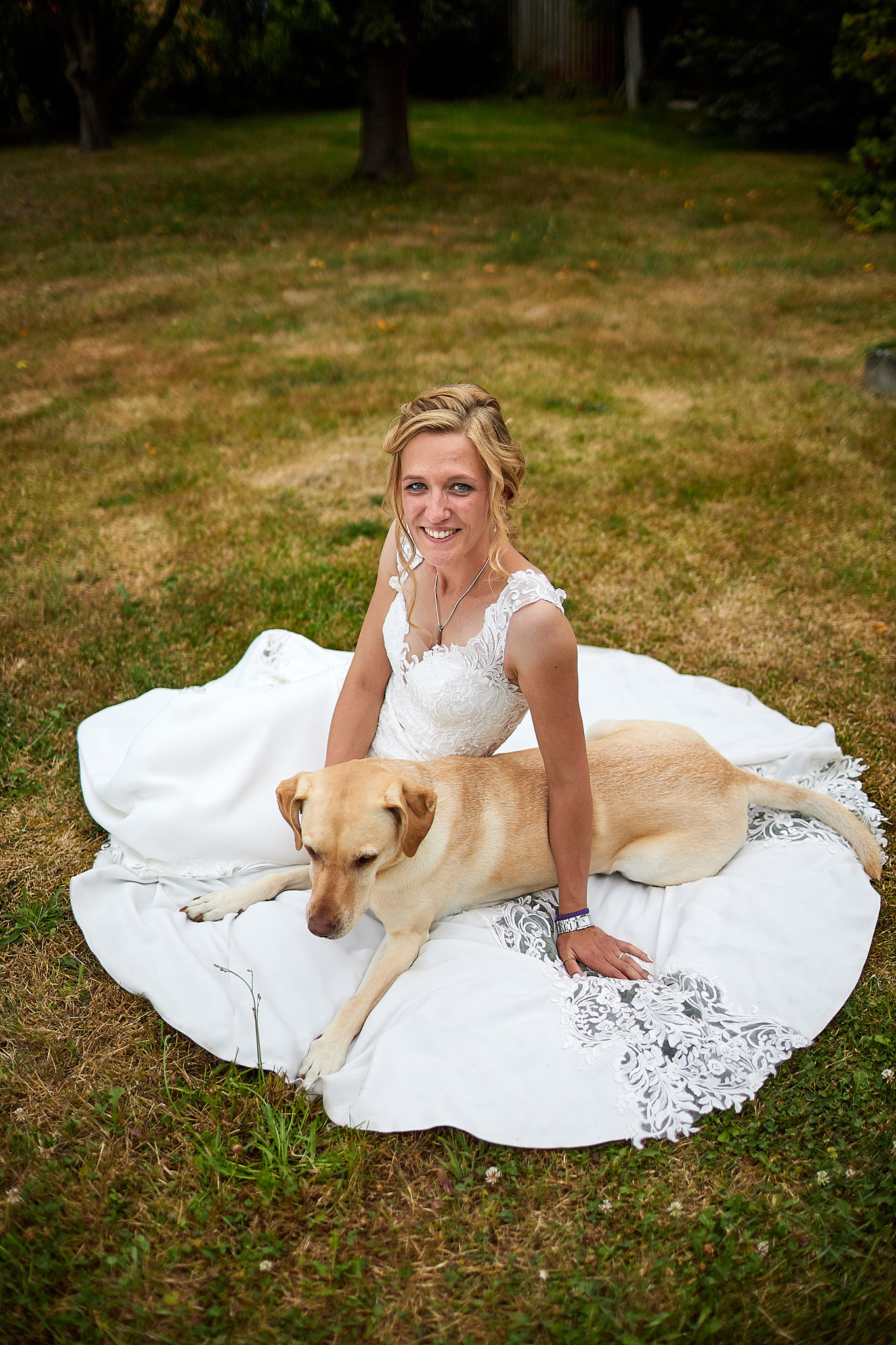Braut mit Hund - Hochzeitsfotograf Rhein-Main