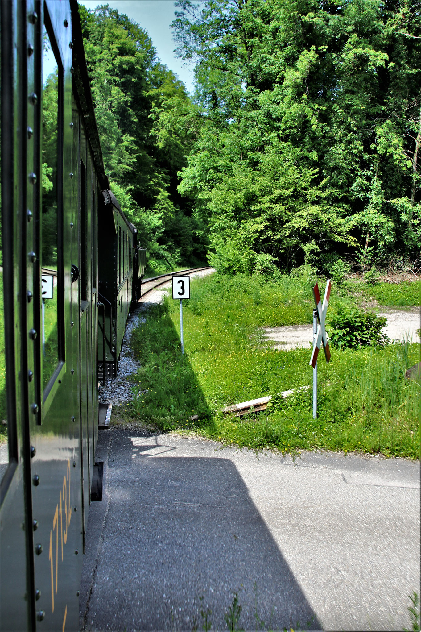 Kanderntalbahn auf Fahrt