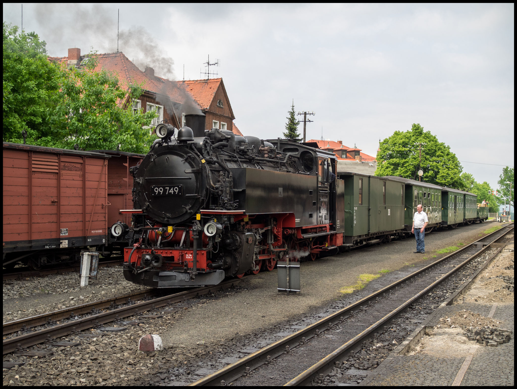 99 749 in Bertsdorf