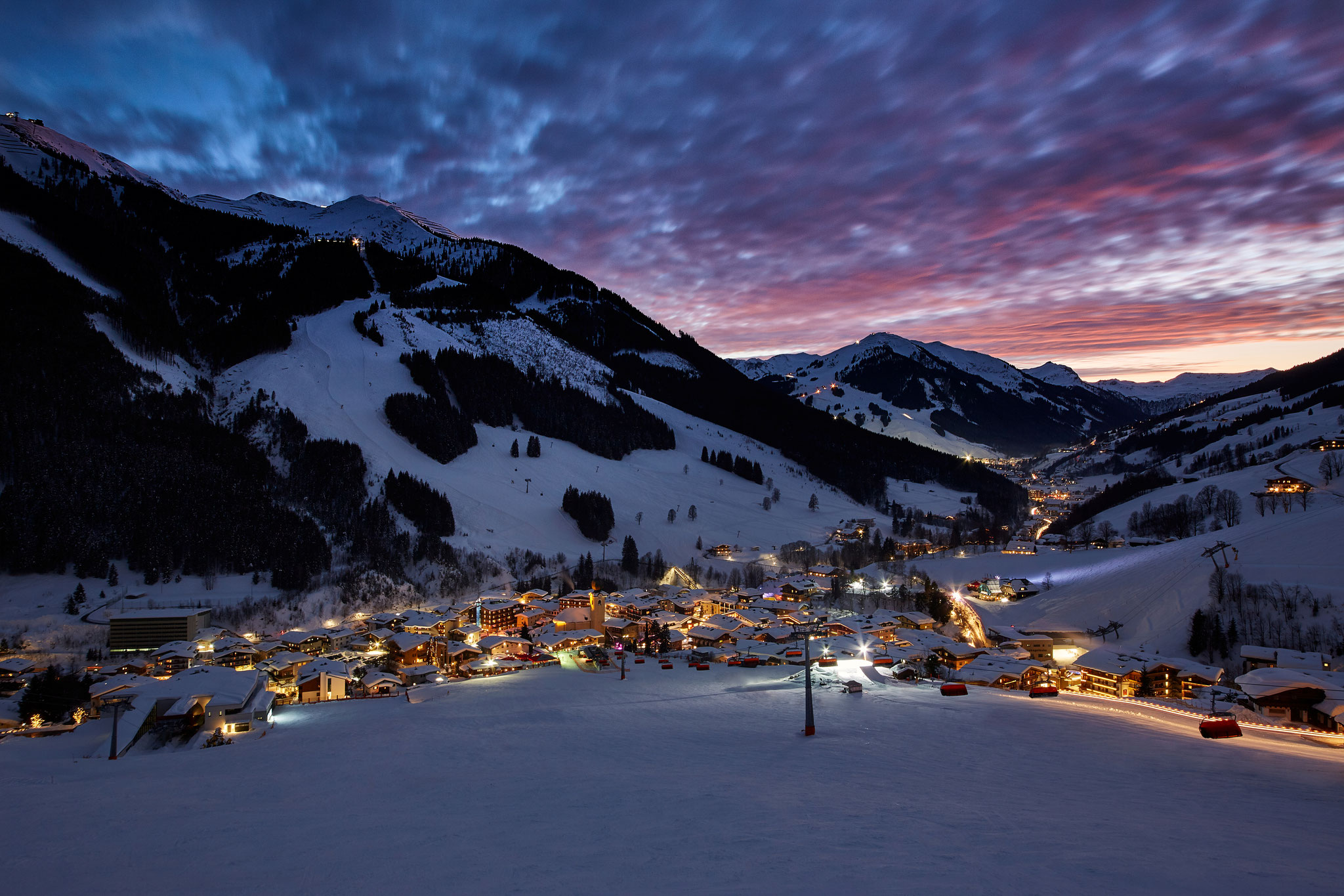 Saalbach bei Nacht