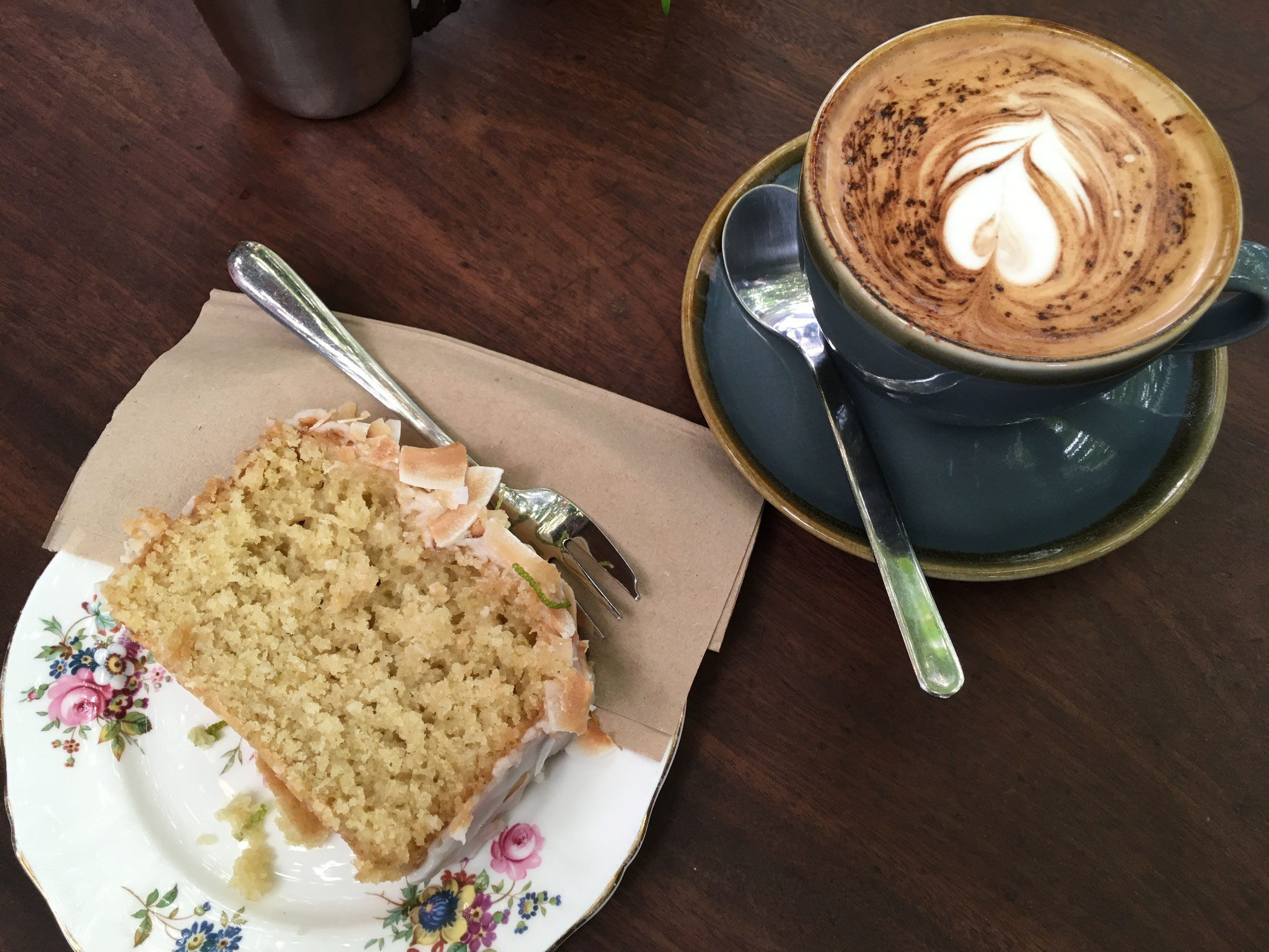 Tasty cake and cappuccino at Isle of Mull Cheese