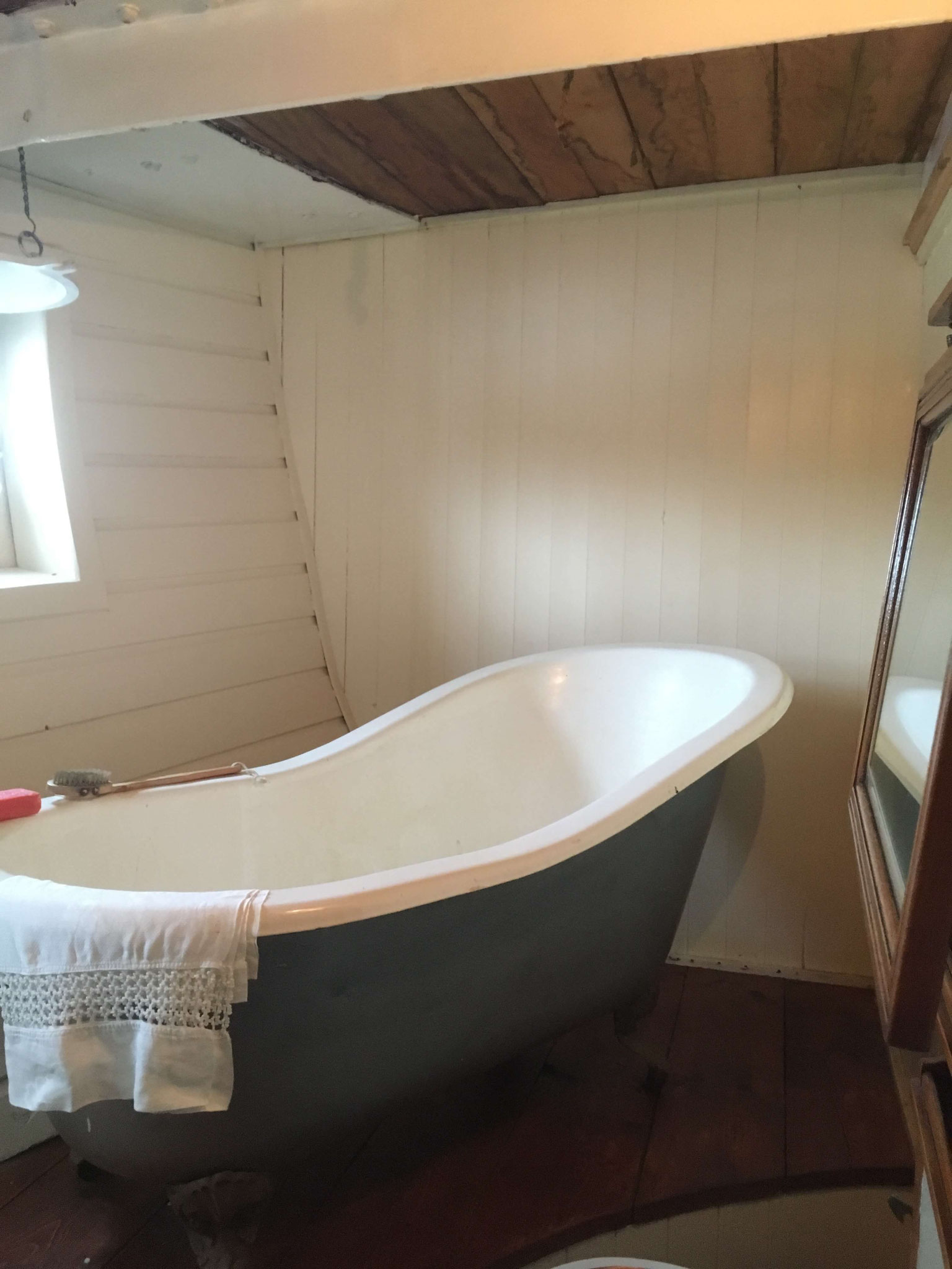 The captain of the Glenlee had his own bathroom