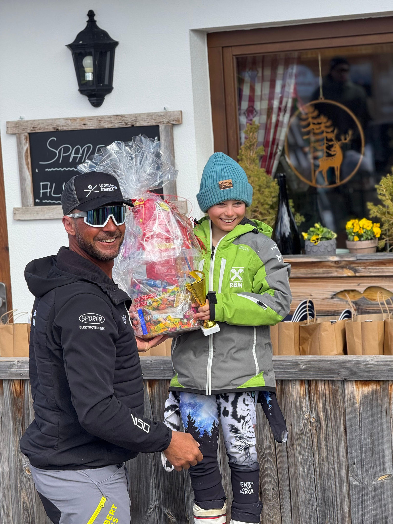 Trainer Andy mit Kindermeisterin Kristina