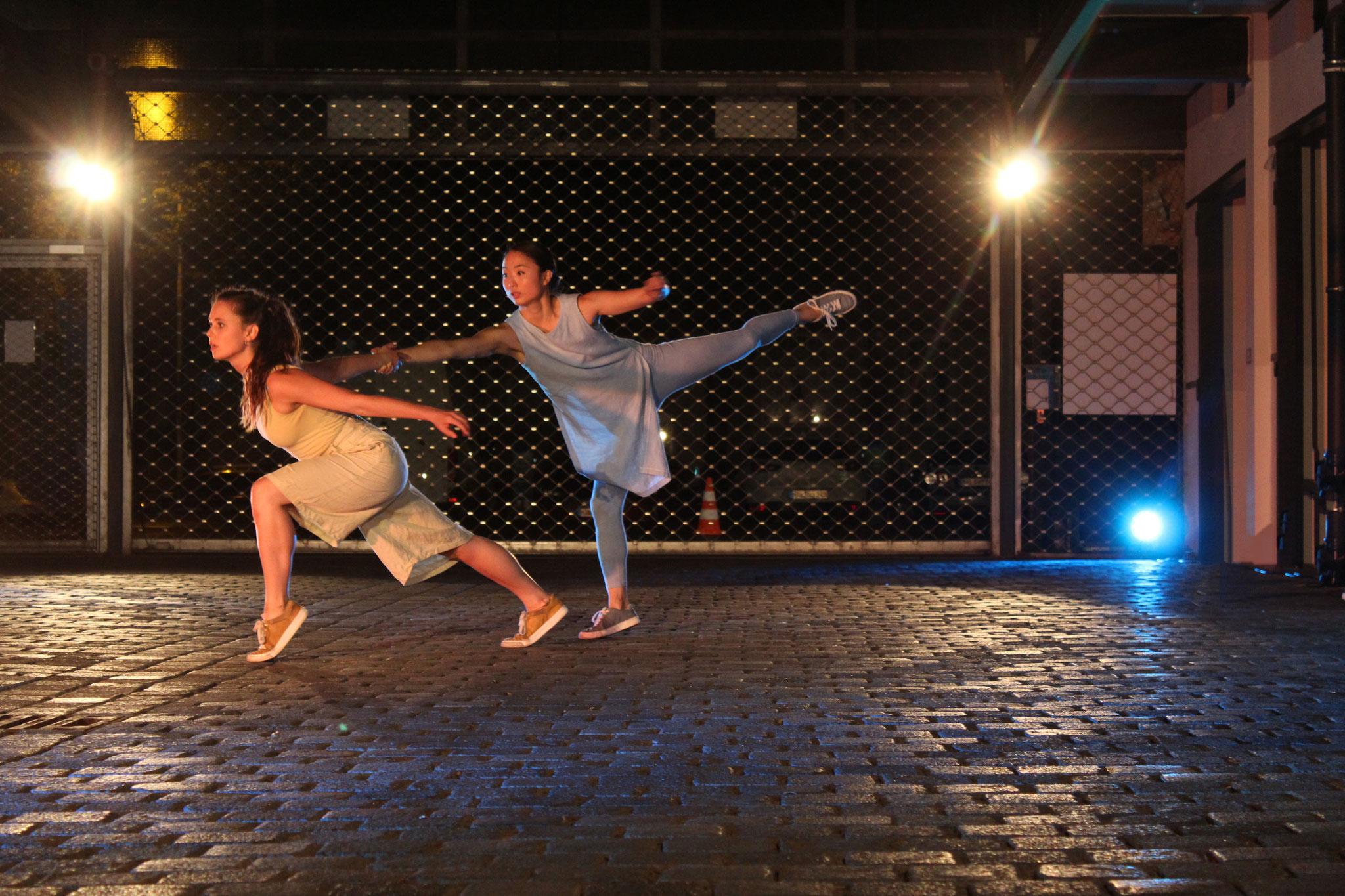 (co) Crossart-Tanzkunst