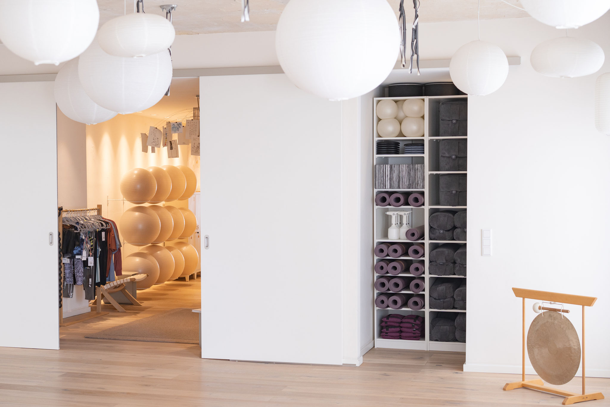 YOGA STUDIO LOUISENSTRASSE