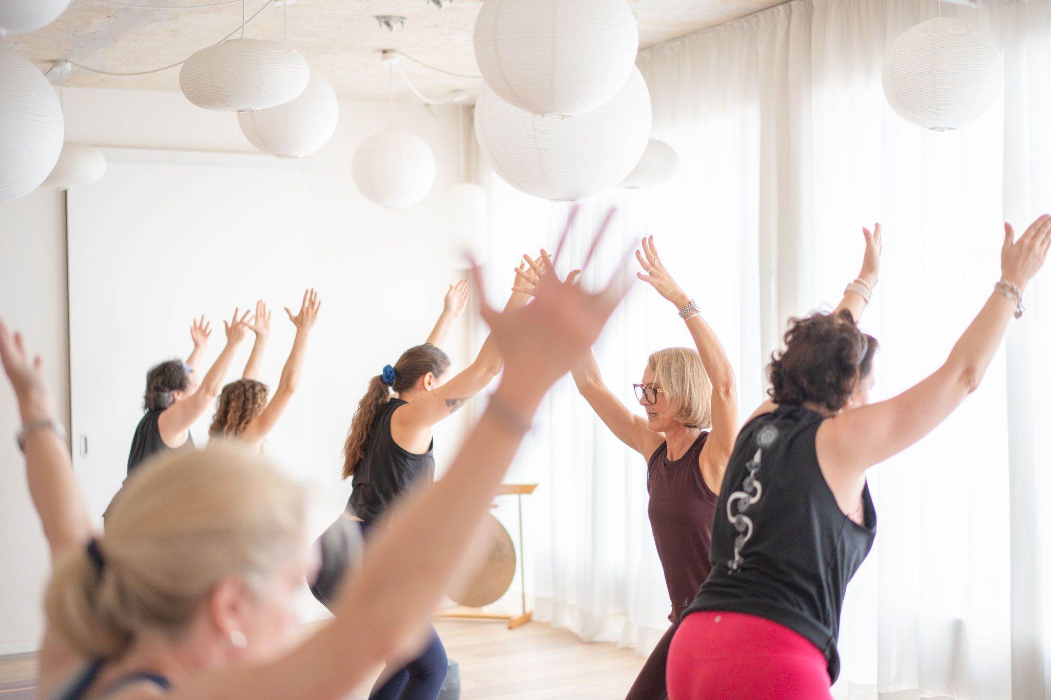 YOGA CLASS LOUISENSTRASSE
