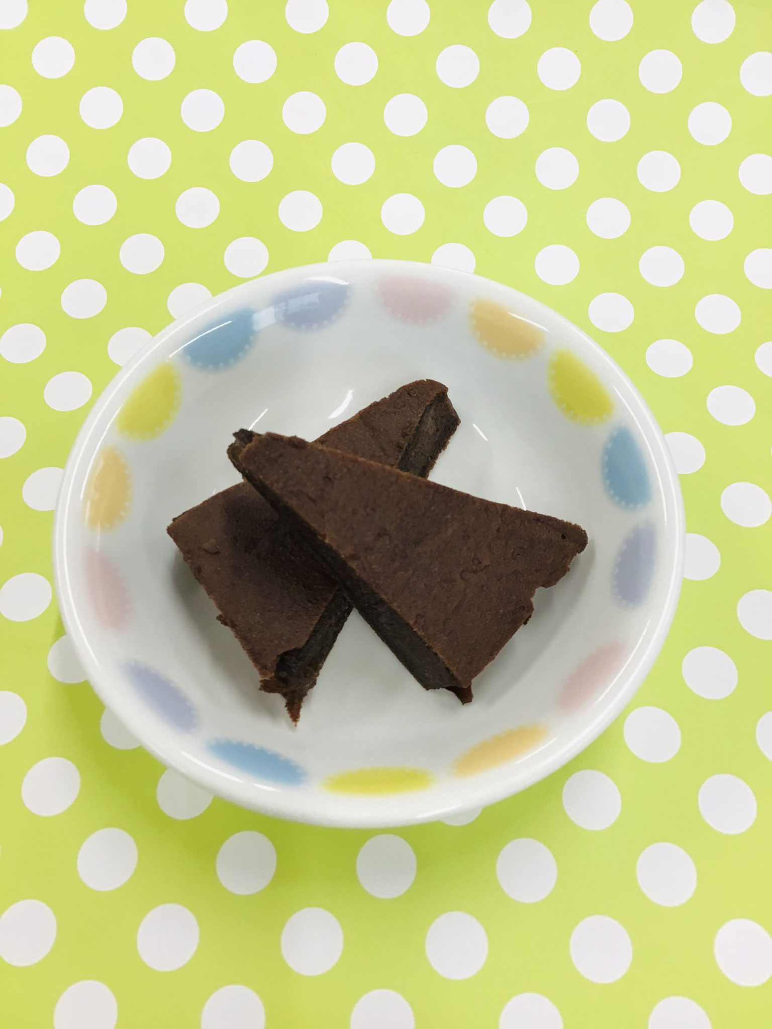 6/8　米粉と豆腐のブラウニー　牛乳