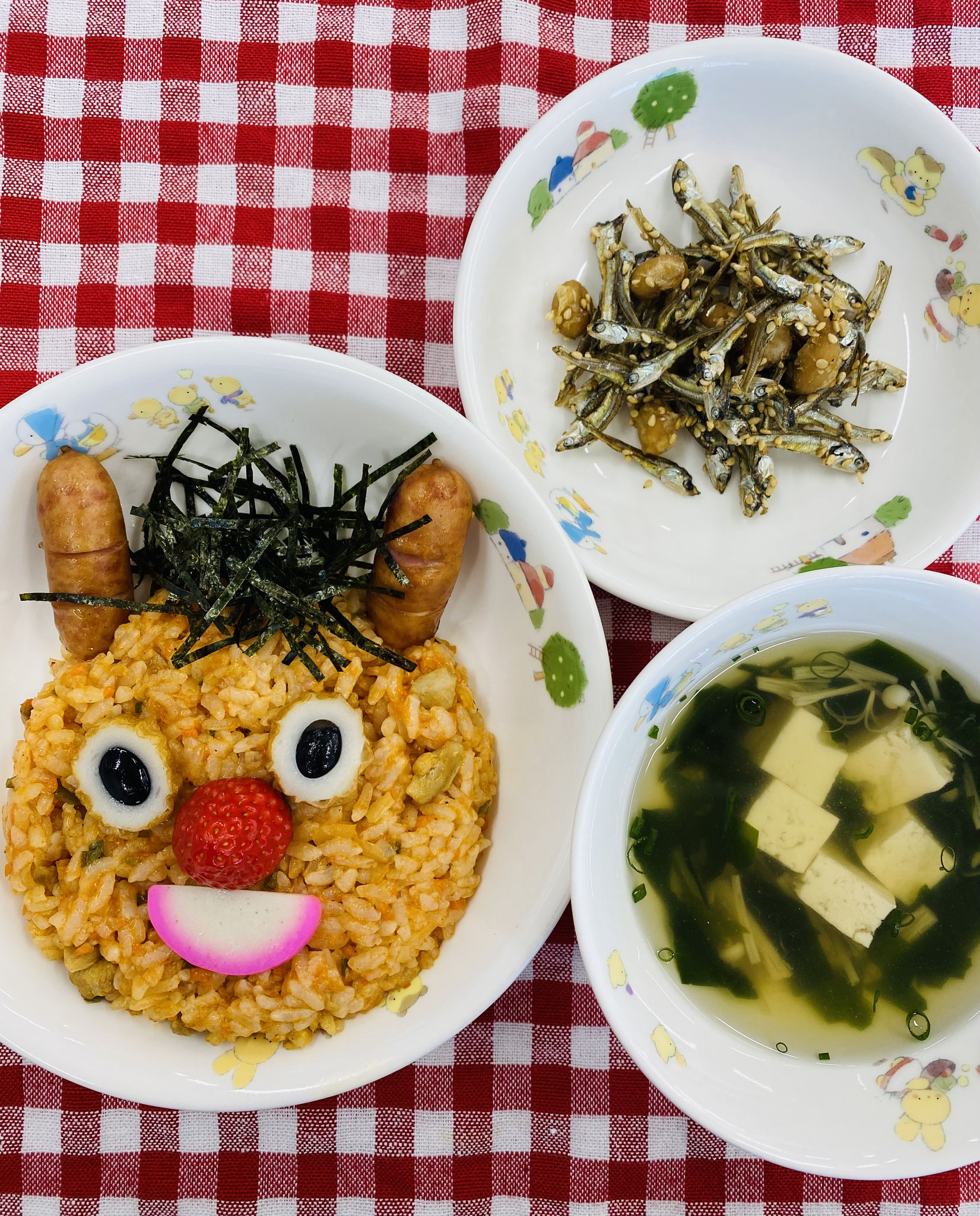 2/3　おにライス  すまし汁  大豆といりこの仲良し揚げ