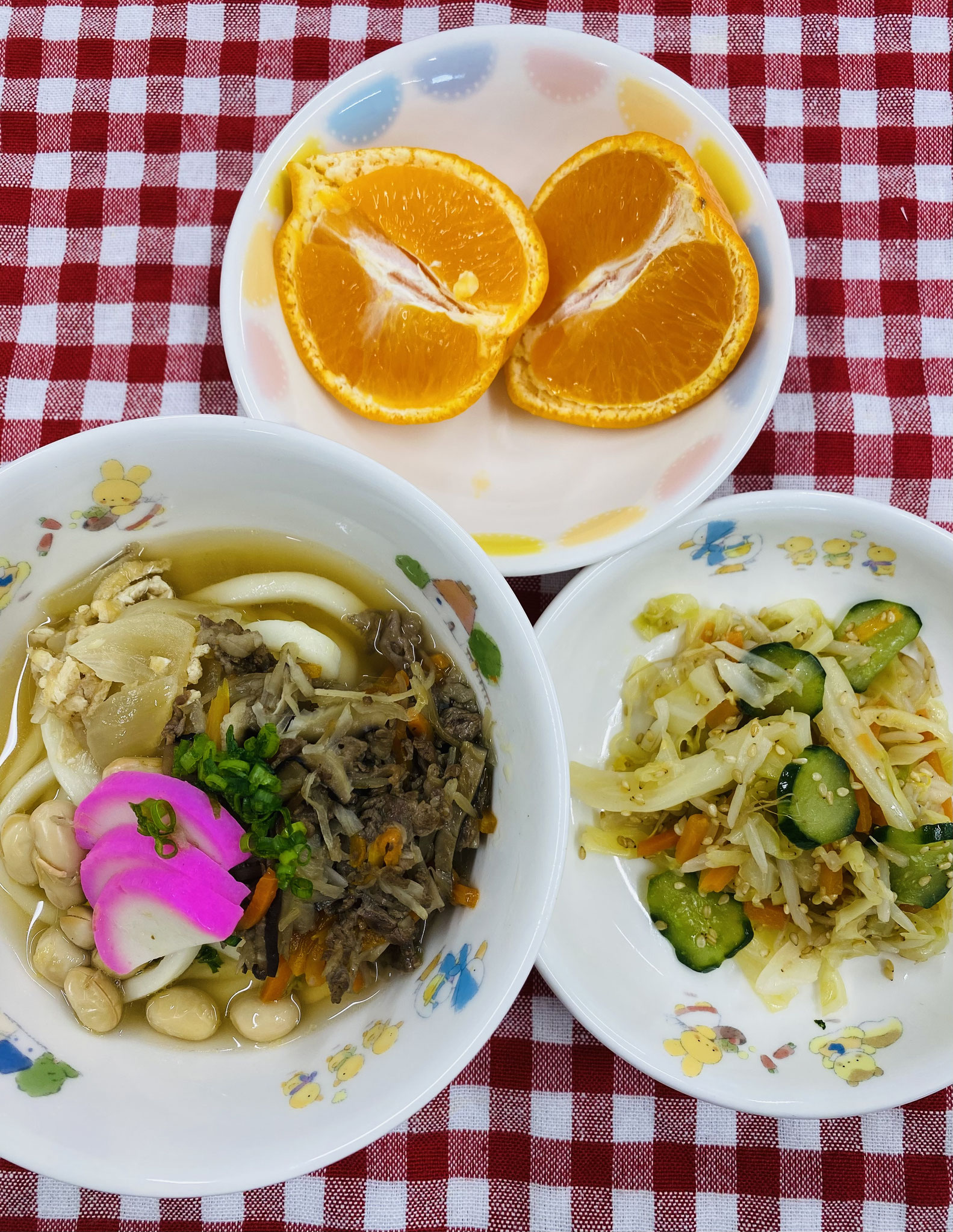 1/13　肉うどん  キャベツともやしの和え物  みかん   