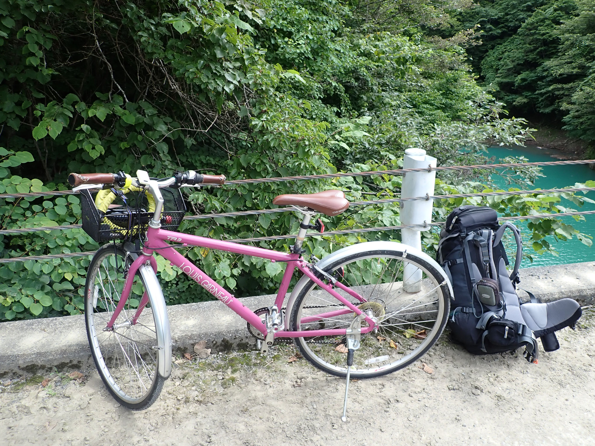 700×32C、7段変速、ママチャリに近いクロスバイク