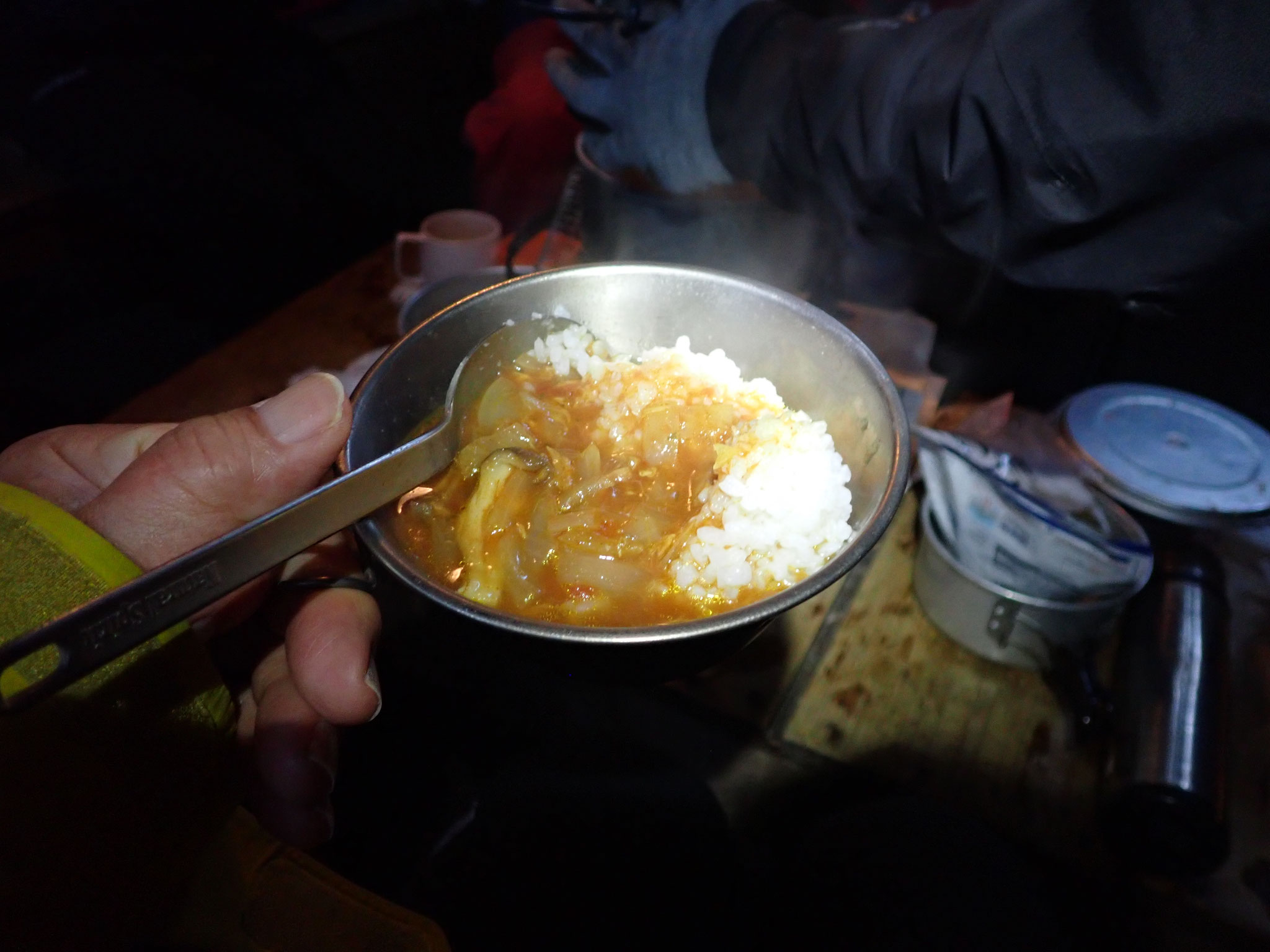 2晩目はトマトカレー