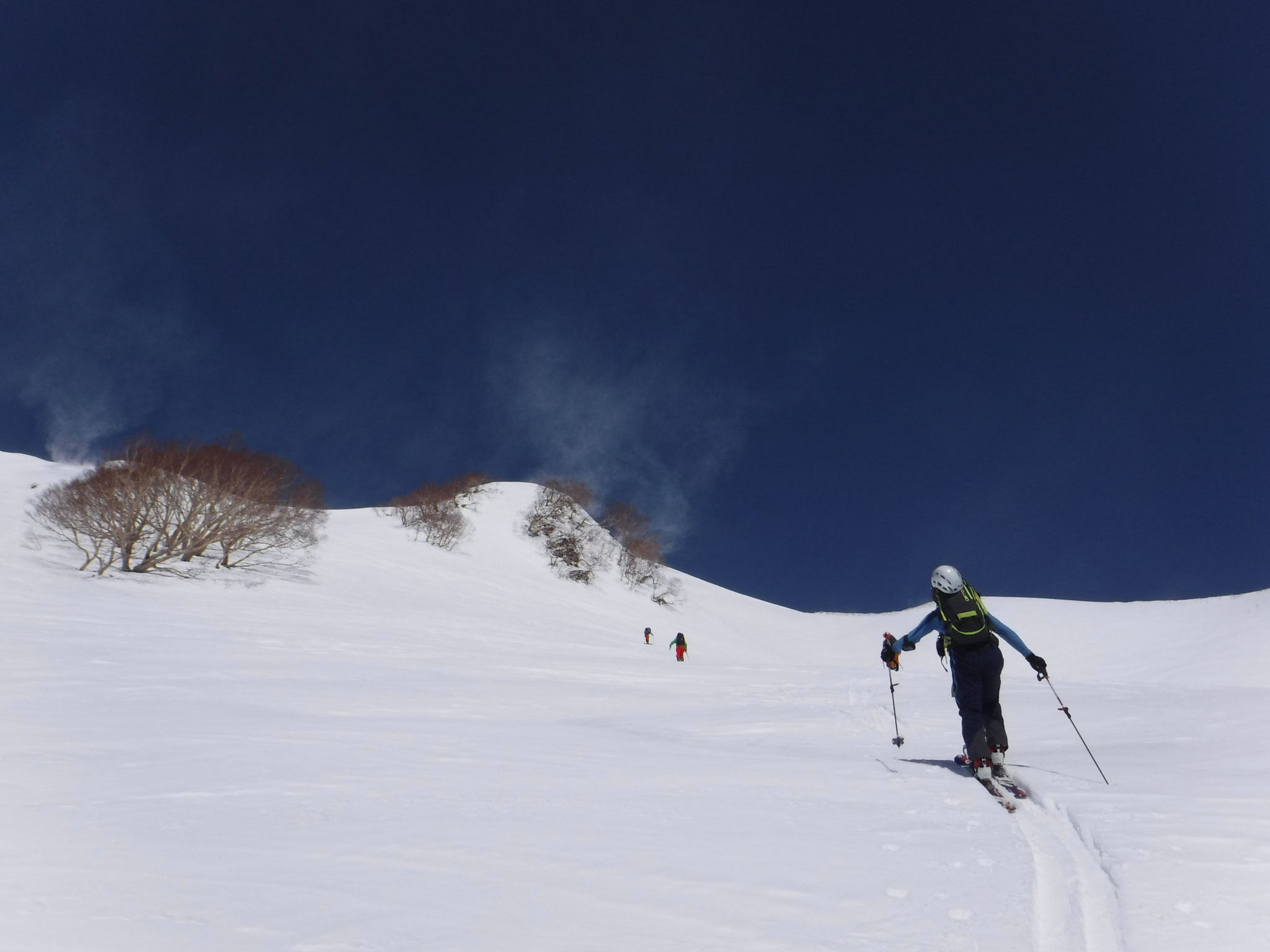 10:30　2400m付近を目指して登る