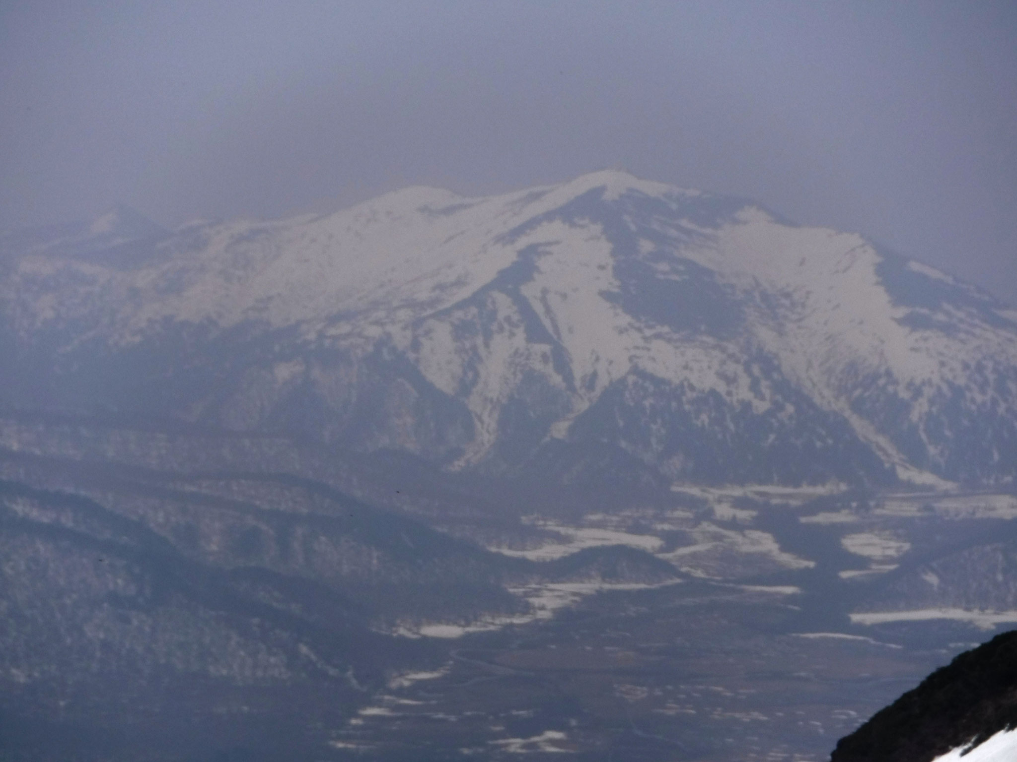 11:50　燧ケ岳からの至仏山