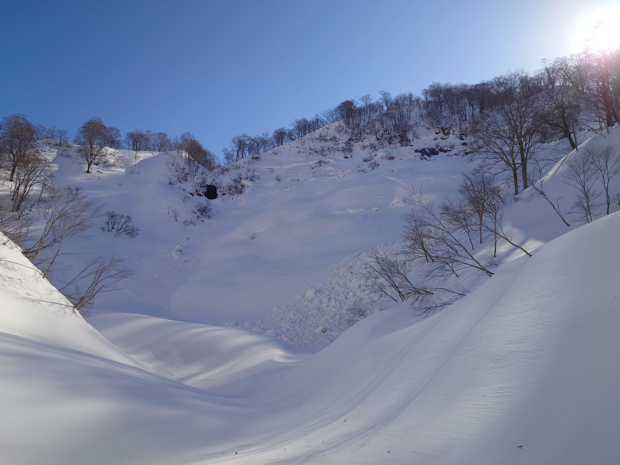 雪崩の季節